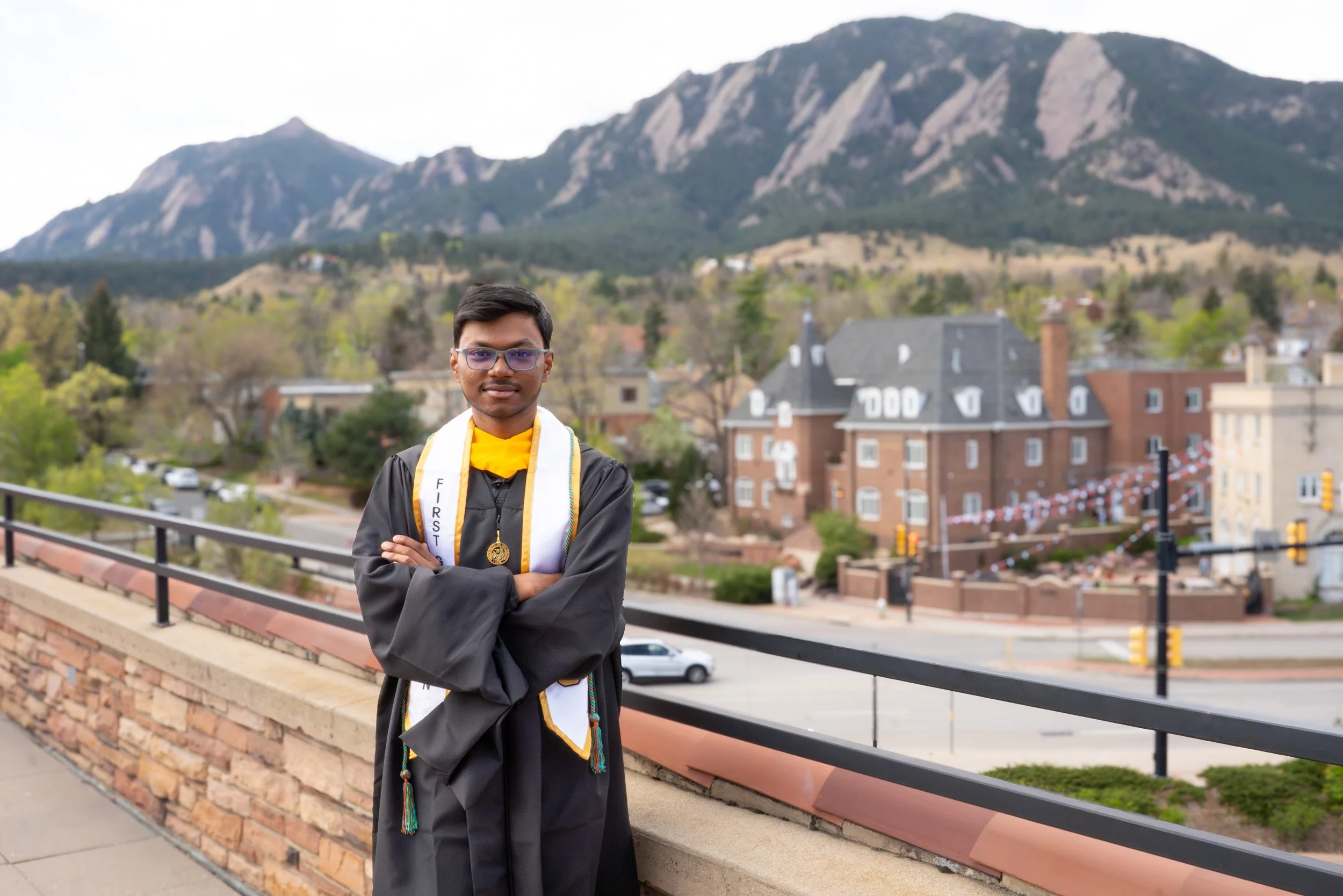 graduation photo boulder colorado 9-5.jpg