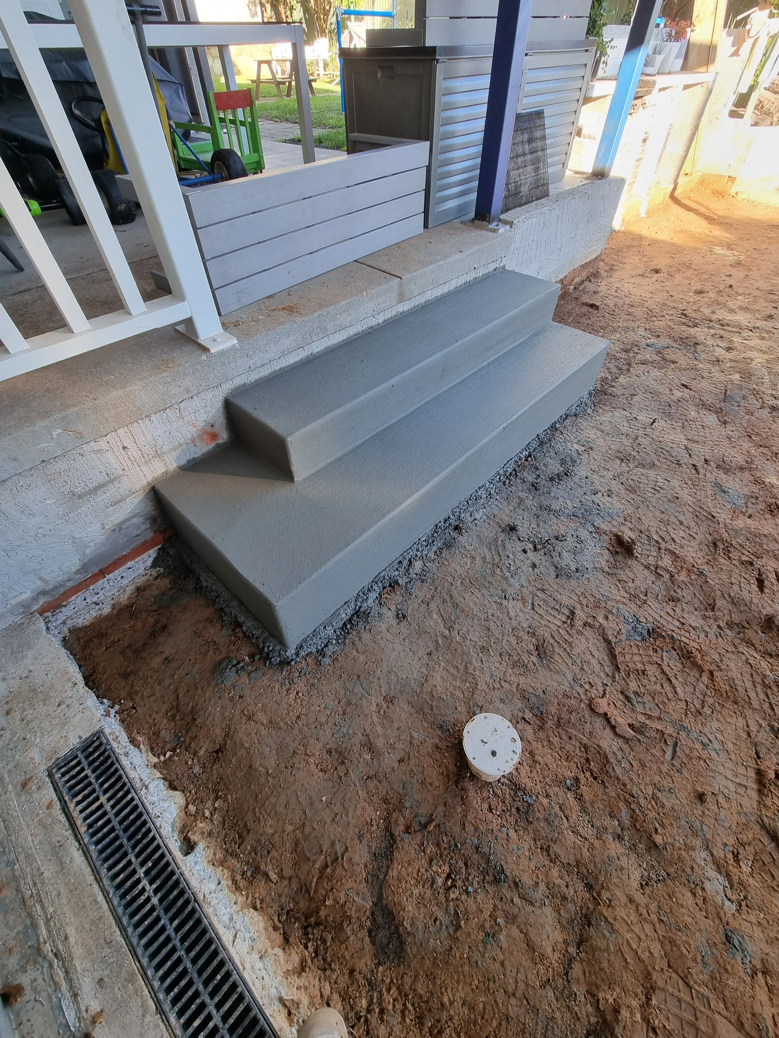Concrete steps in Giralang ACT by Alford Concreting