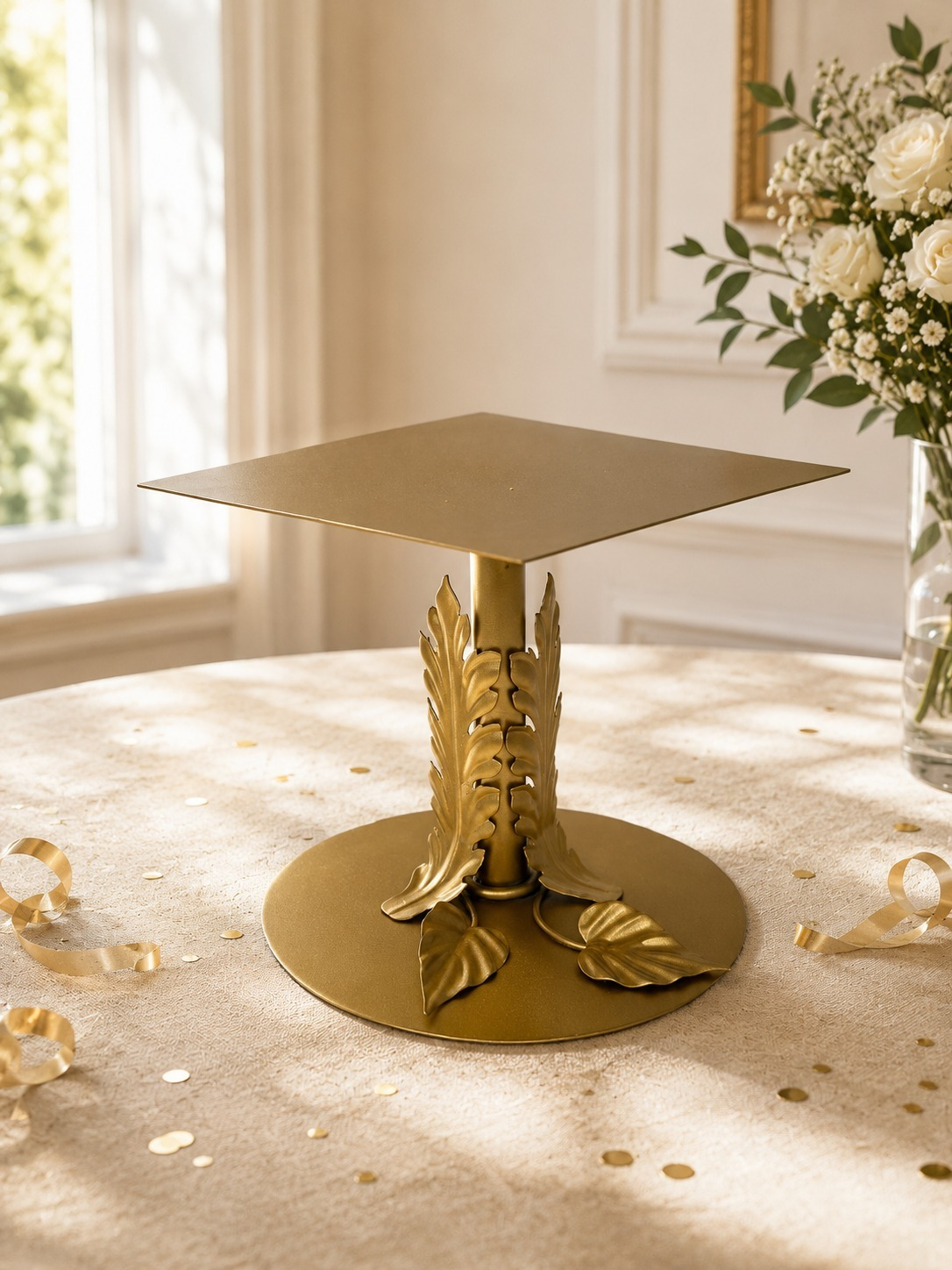 CARRÉ SQUARE CAKE PEDESTAL