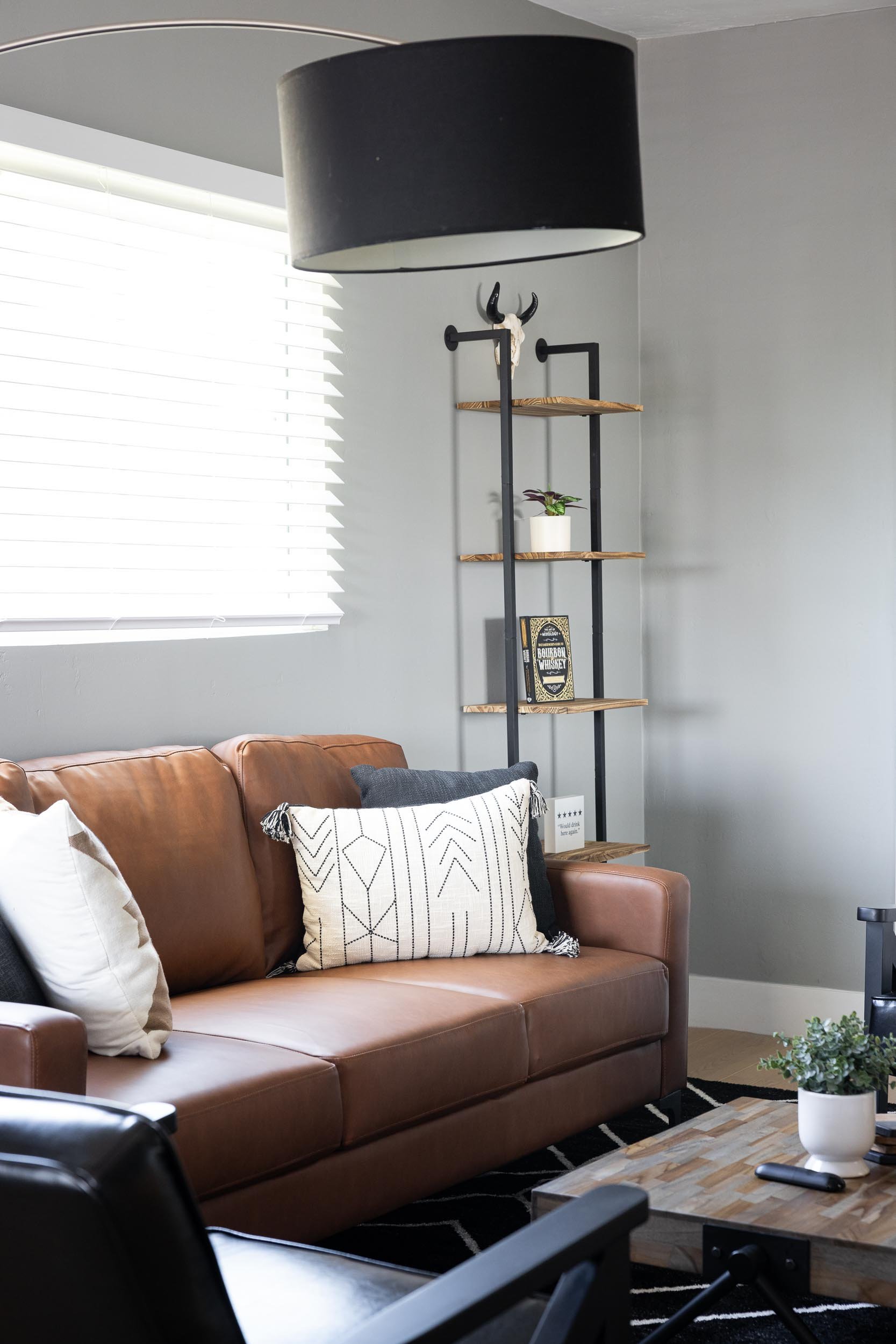 3038 Valle Ave - WEB + MED RES-30.jpg