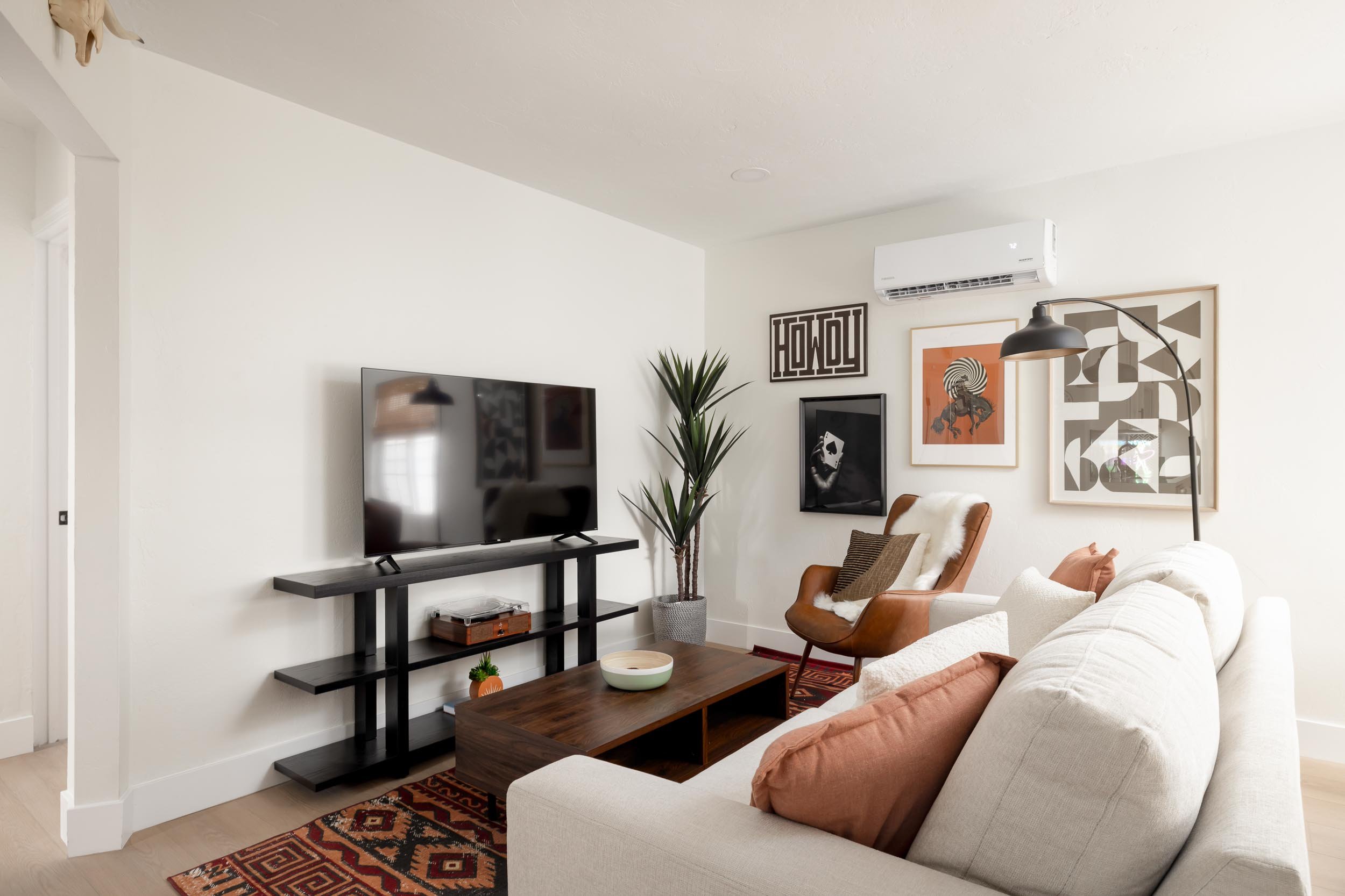 3054-56 J St - WEB + MED RES-27.jpg