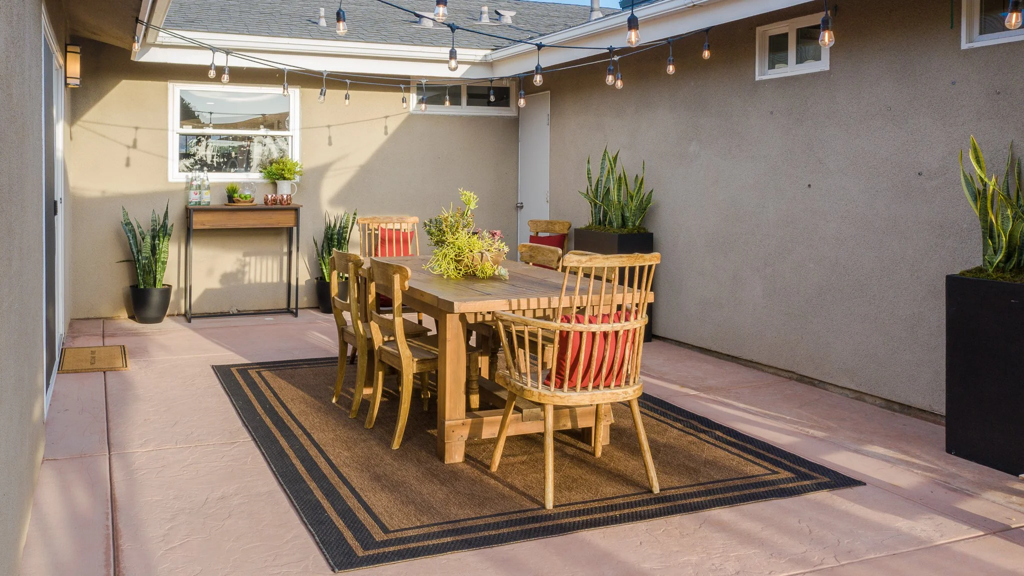 Carnegie-YardPatio3.jpg