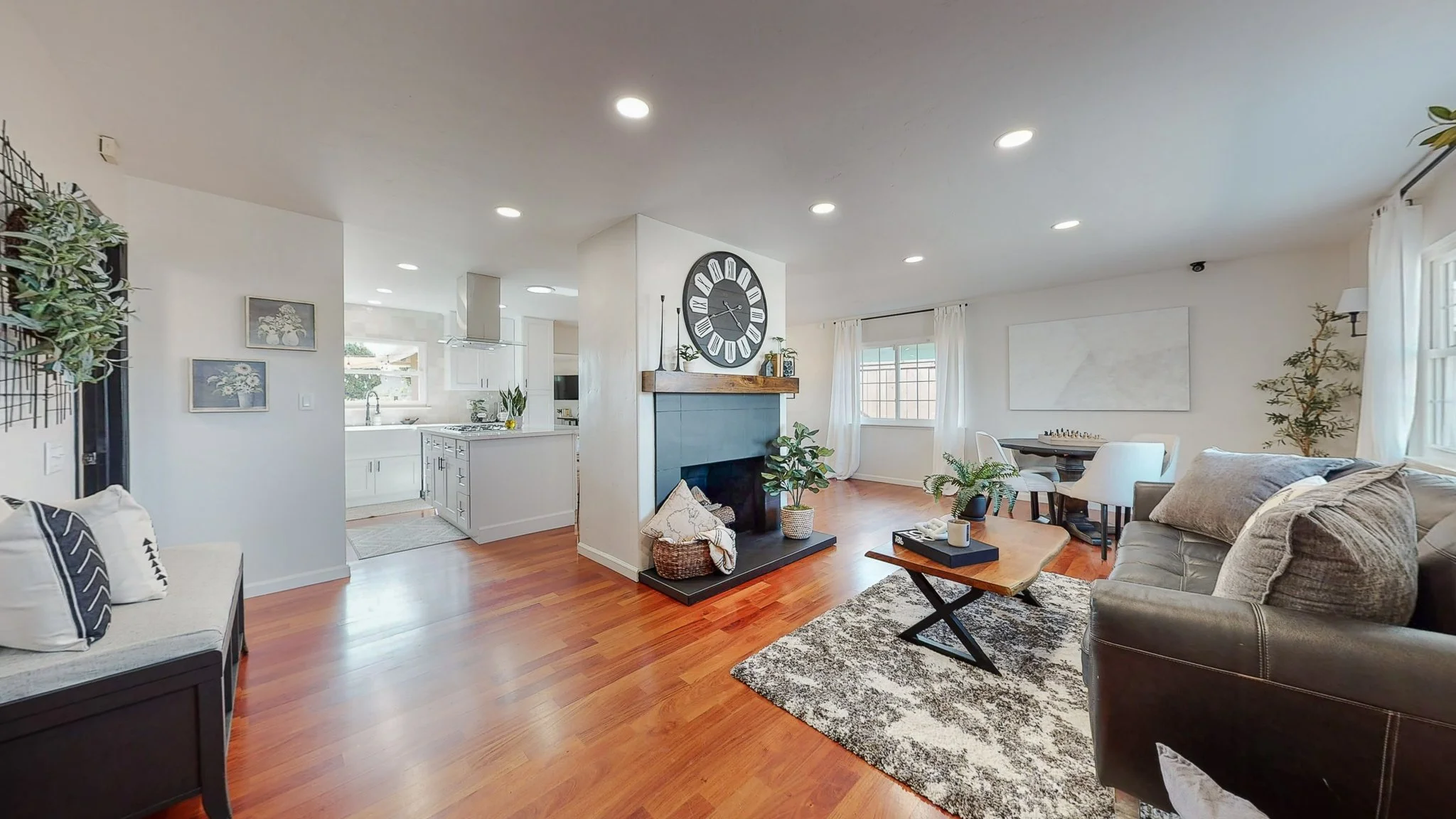 Carnegie-LivingRm1.jpg