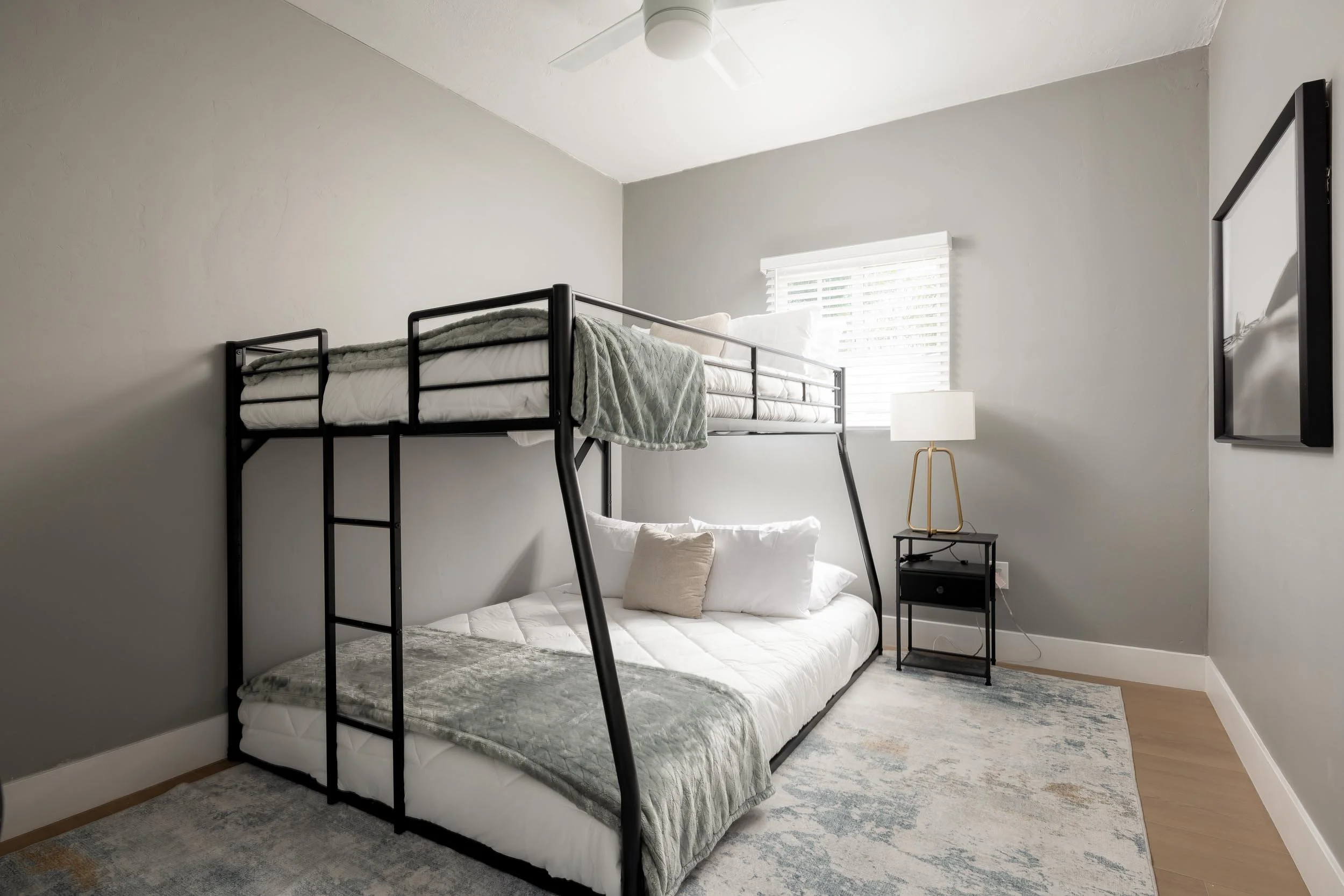 3038 Valle Ave - WEB + MED RES-23.jpg