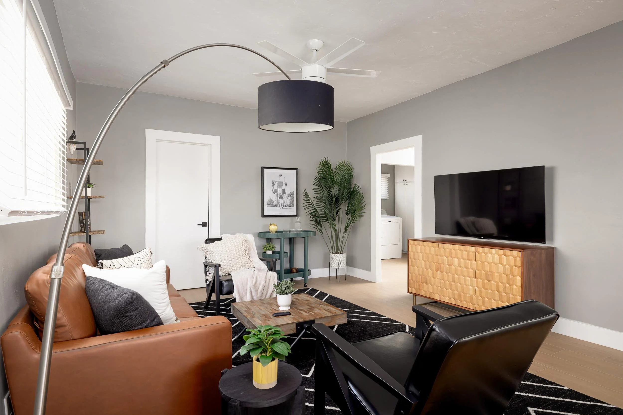 3038 Valle Ave - WEB + MED RES-9.jpg