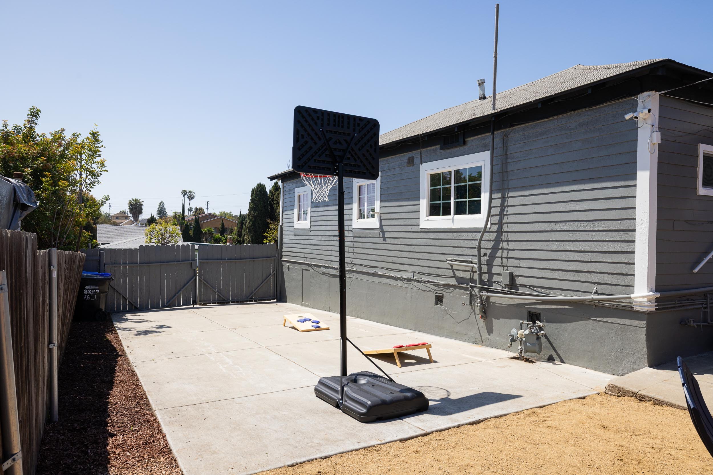 3038 Valle Ave - WEB + MED RES-24.jpg