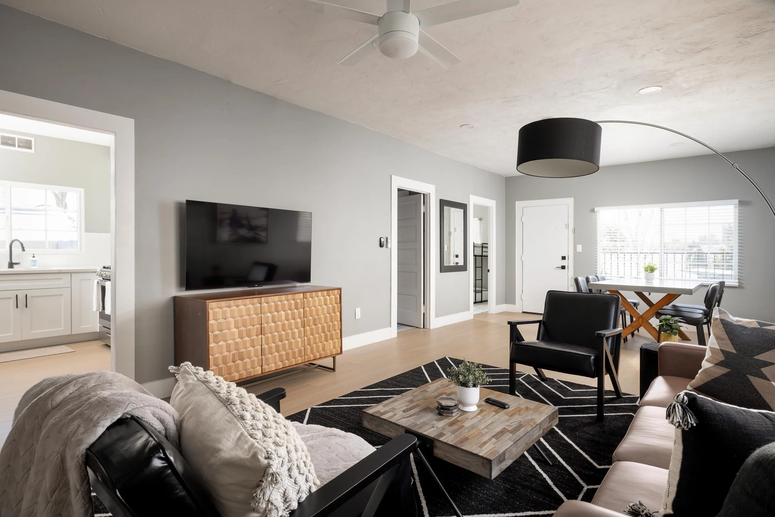 3038 Valle Ave - WEB + MED RES-7.jpg