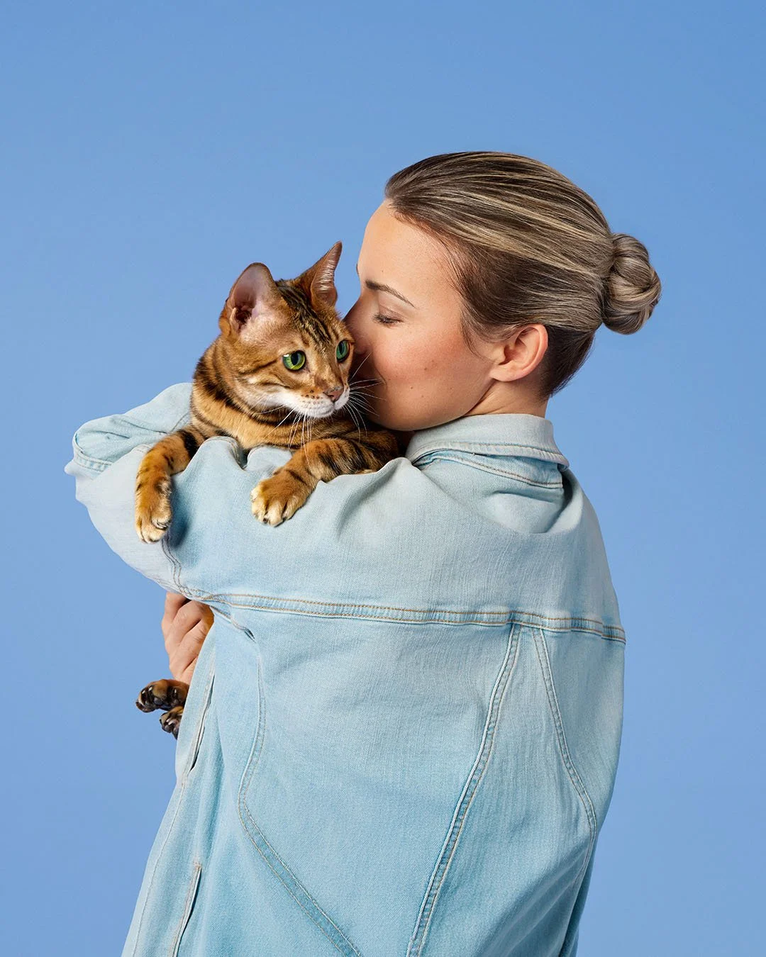 CAT_Studio-Cuddle.jpg