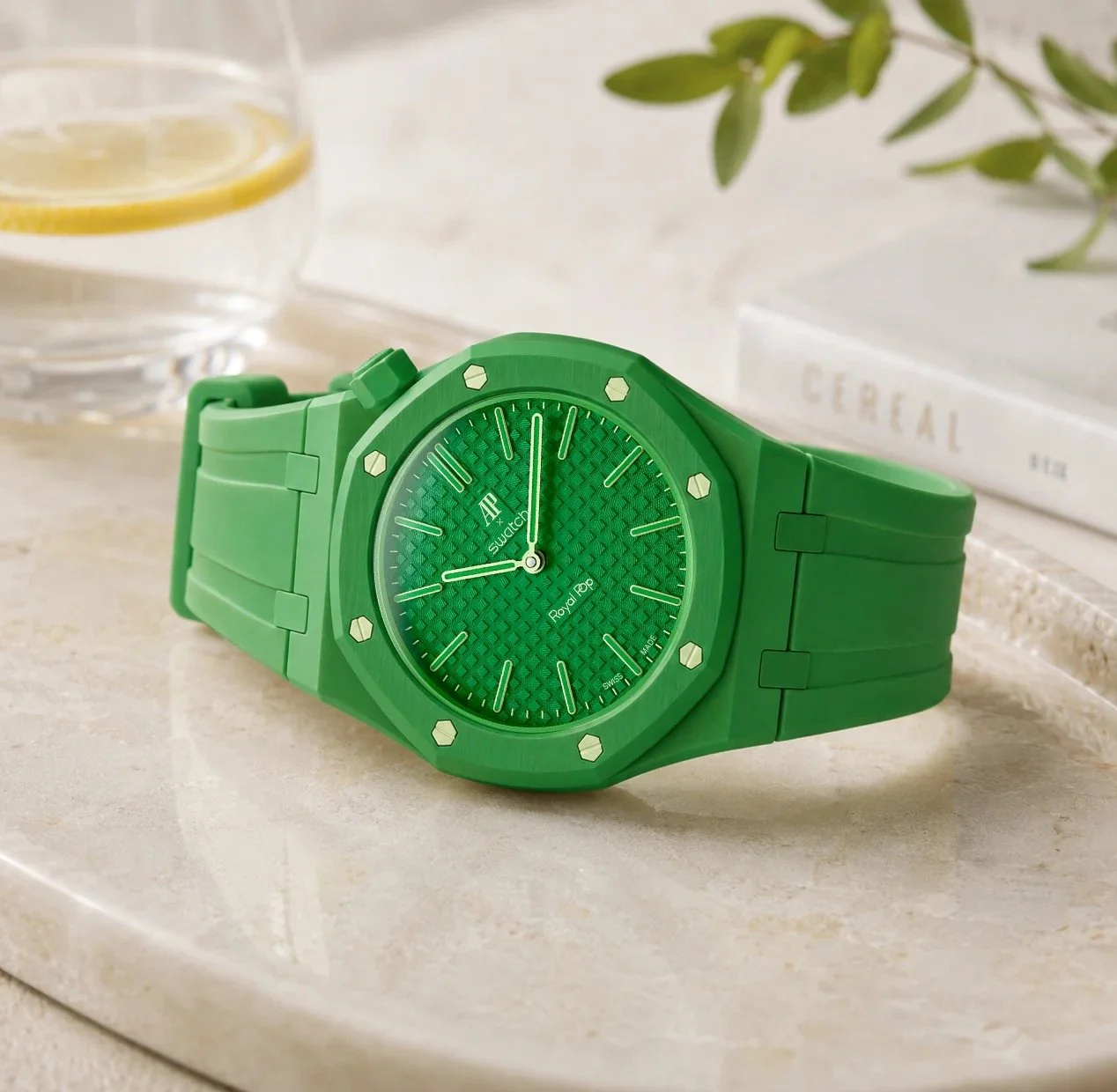 GREEN EIGHT STRAP