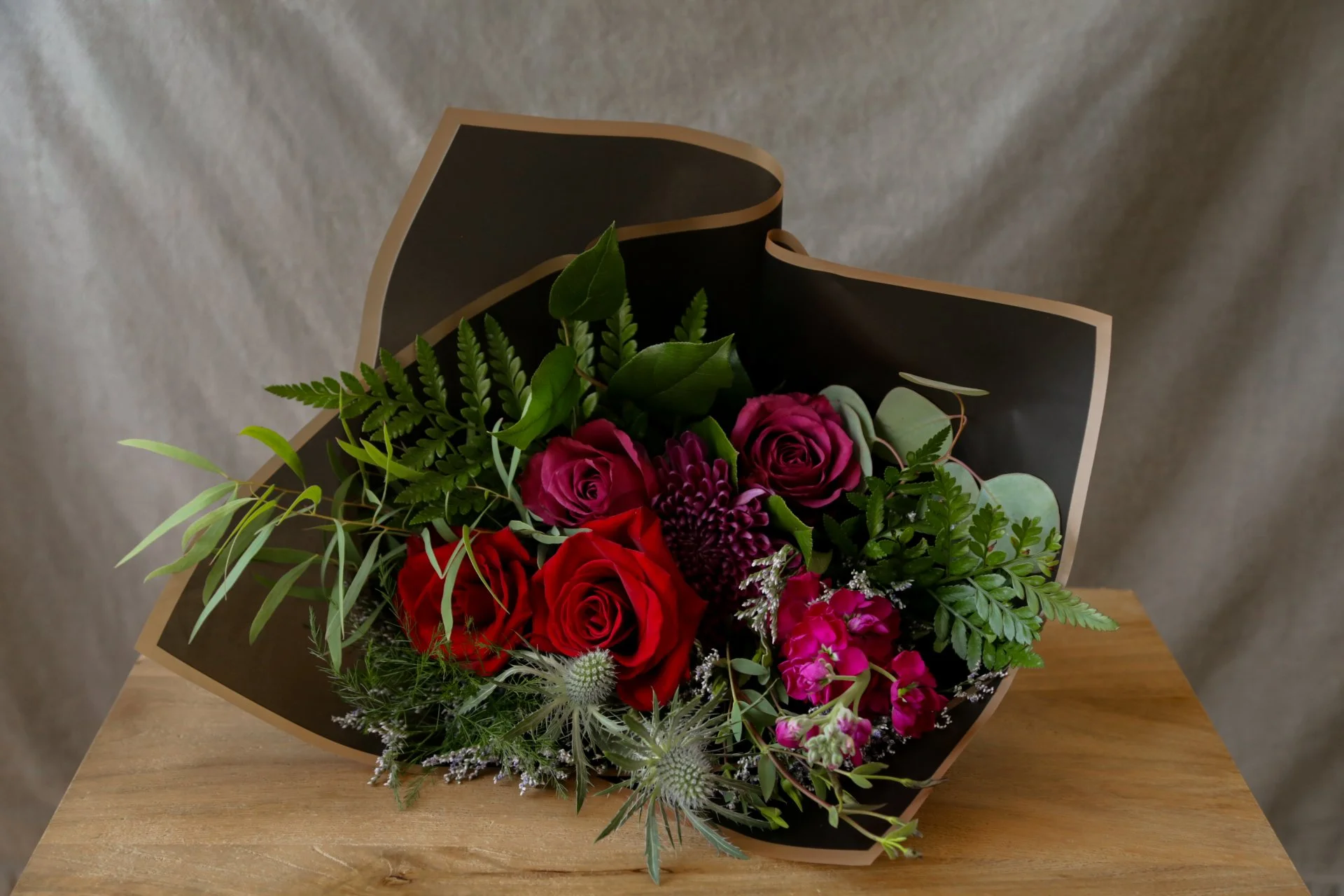 flowers-in-the-city-designers-choice-darks-moody-seasonal-bouquet.jpg.jpg
