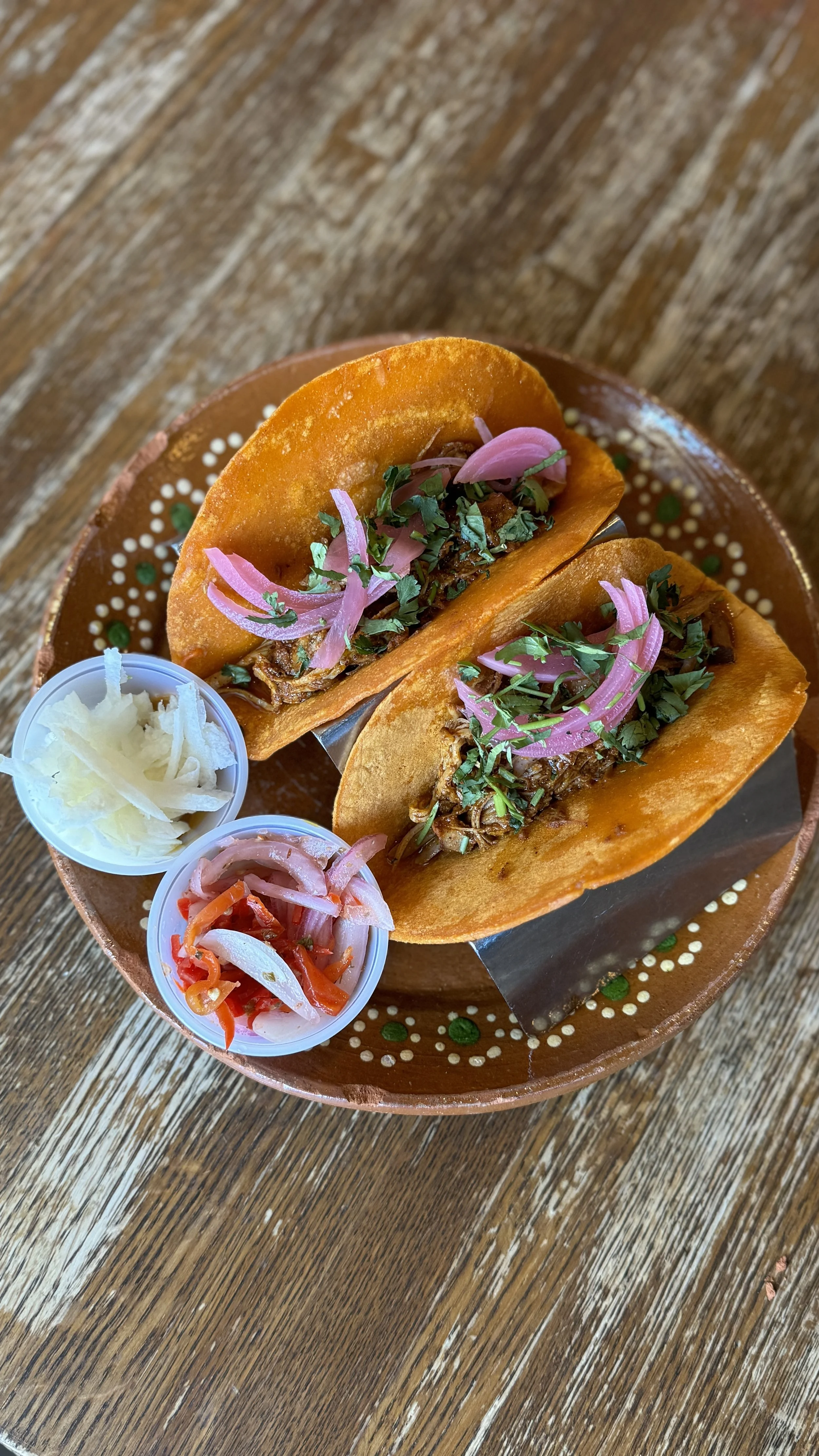 hard tacos with toppings