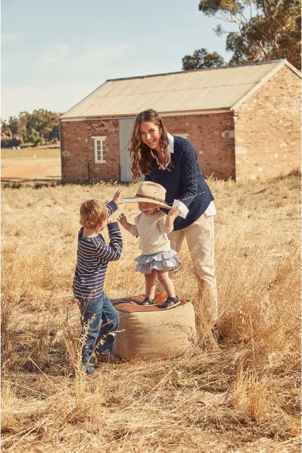 Iris&Wool_kids.jpg