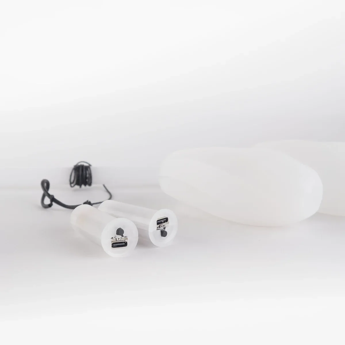 Lumi Levi Wand 11.webp