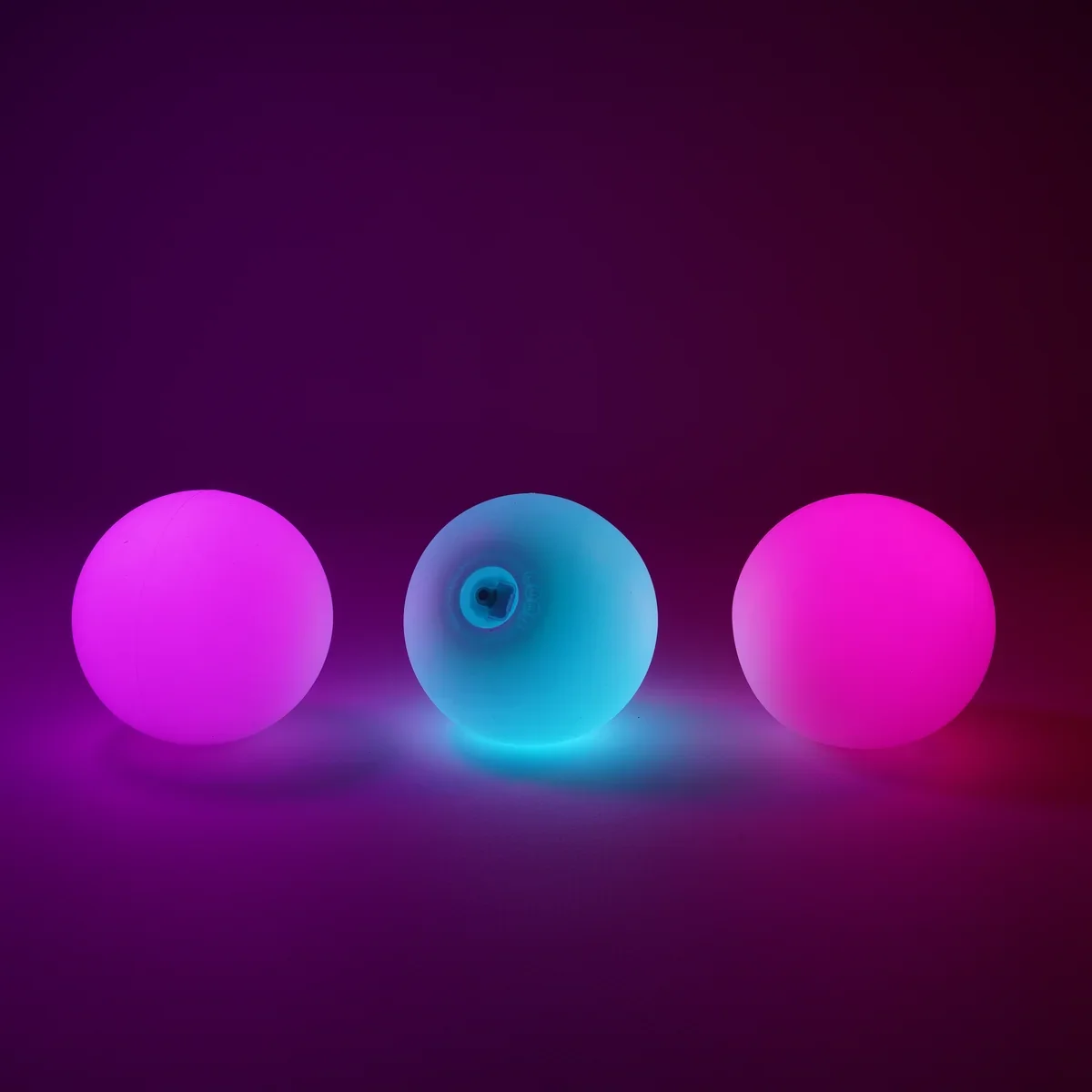 Lumi Rechargeable LED Juggling Balls 3.webp