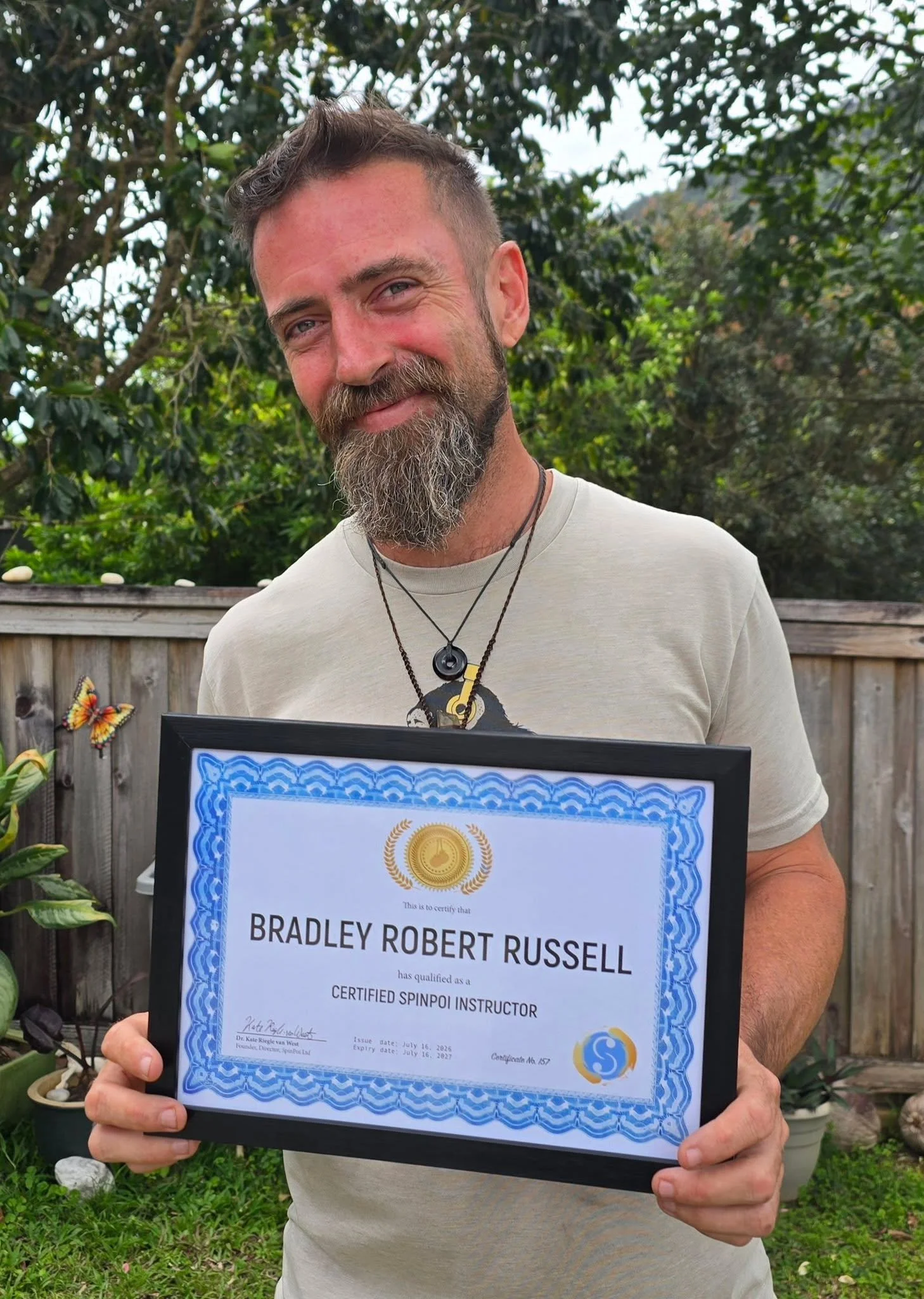 I did a thing!

Im now a certified Spinpoi facilitator.
After teaching and performing Poi and other flow arts for over 20 years i finally have some forms of legitimacy, not just a fella spinning things in circles.

Dr Kate Reigle Van West in NZ did h