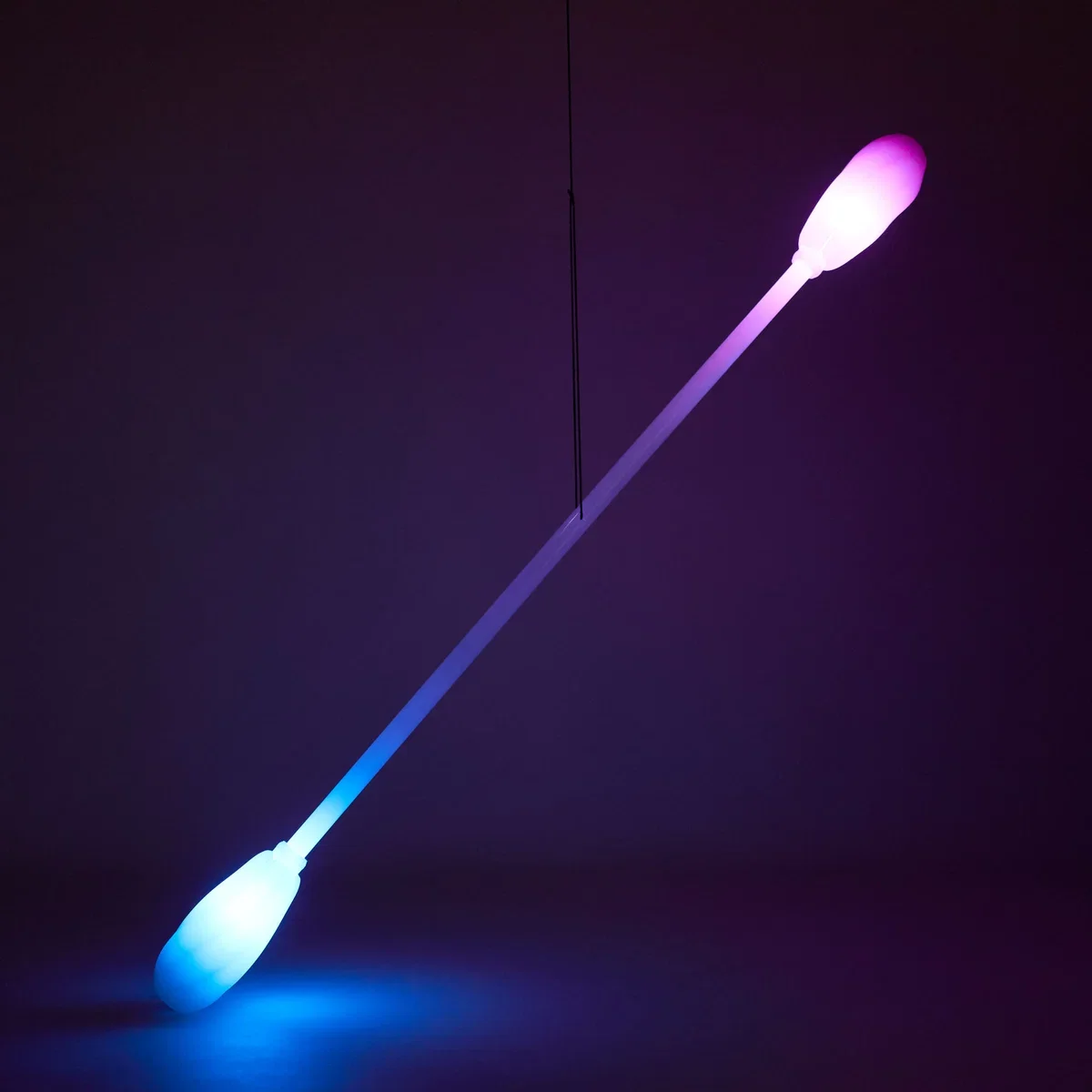 Lumi Levi Wand 2.webp