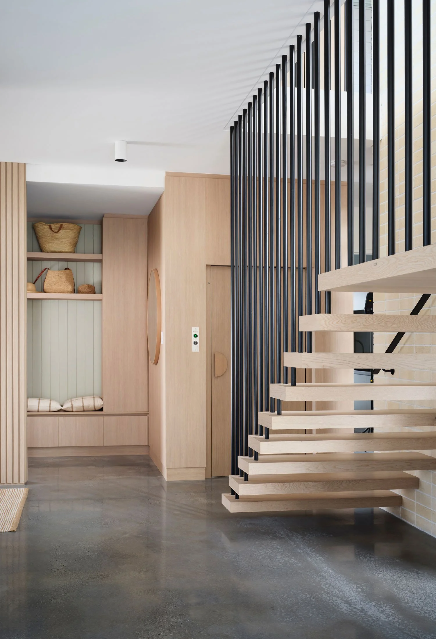 Calautti Homes - North Beach - Floating Staircase