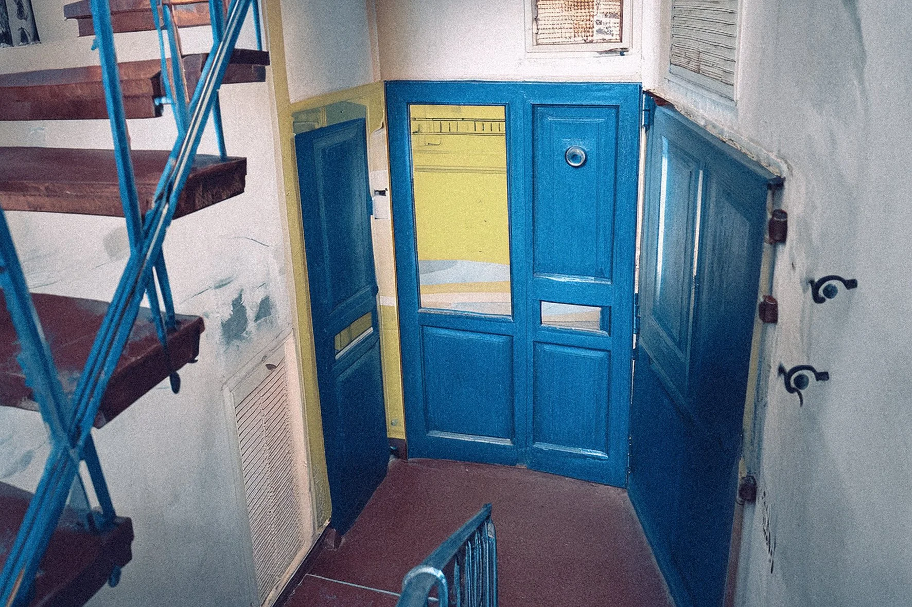 doors46.jpg