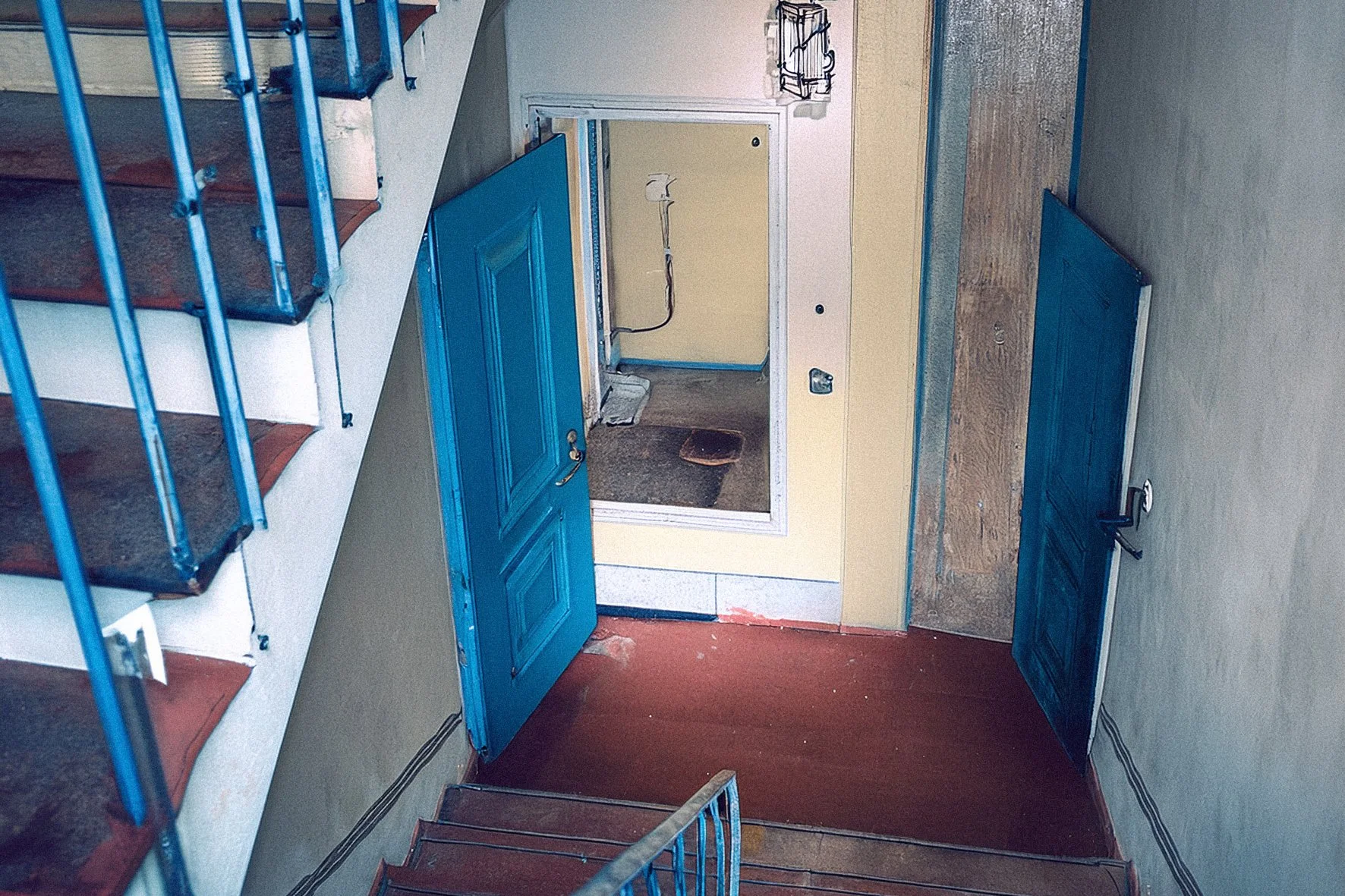 doors30.jpg