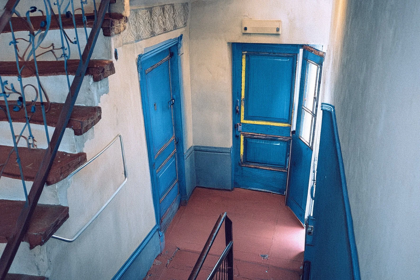 doors25.jpg