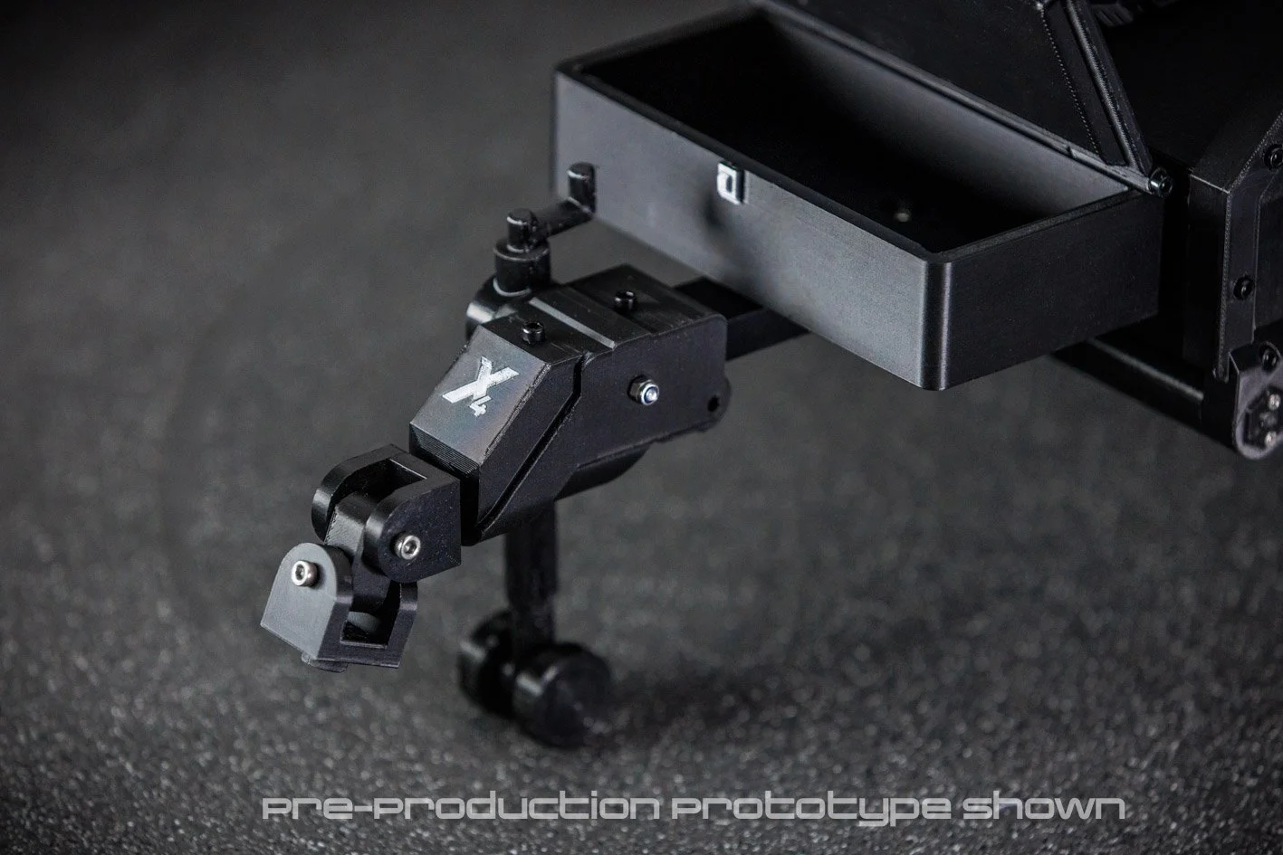 ProCrawl_XtremeX4_Studio0926_Details_002-Edit.jpg