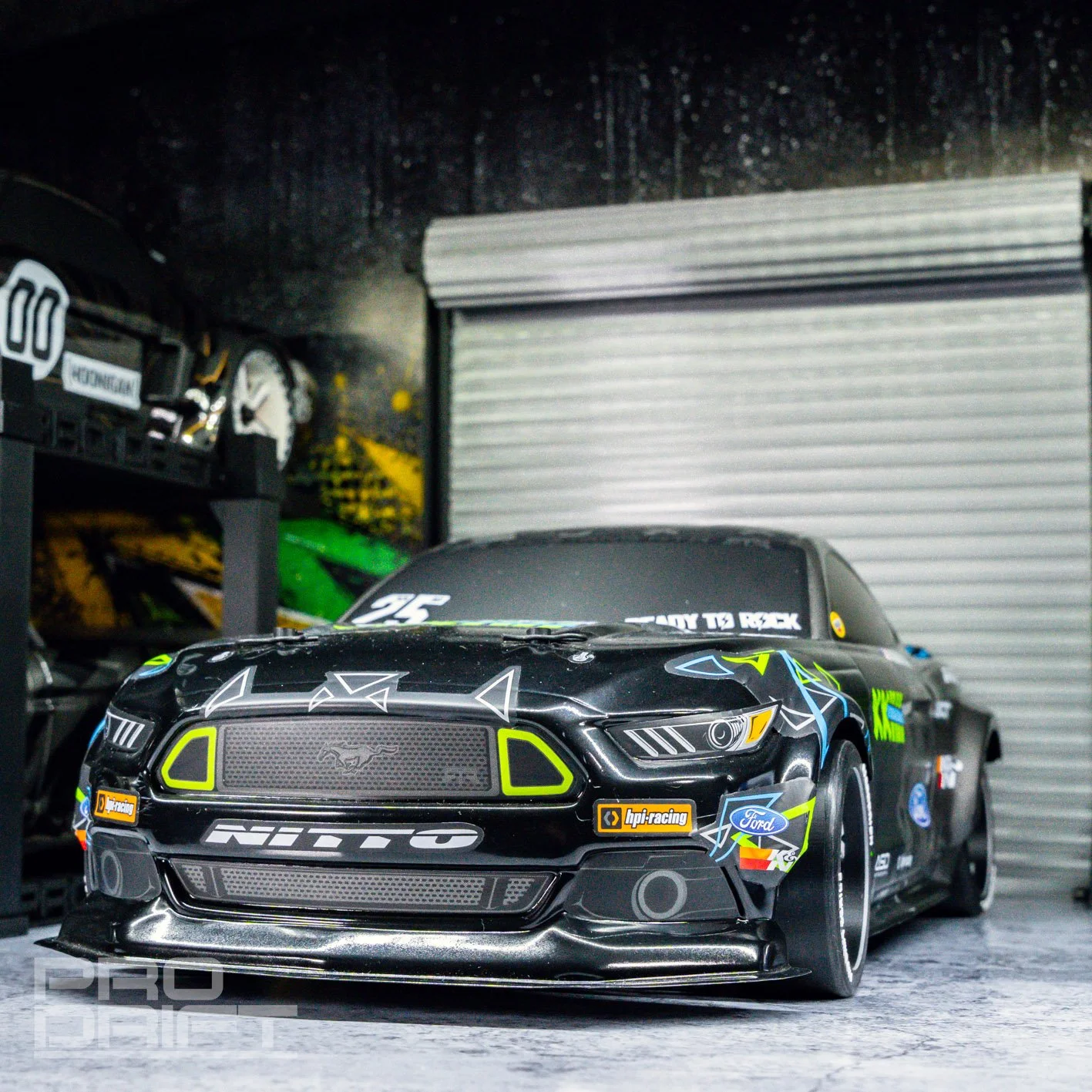 ProDrift_ProDisplay_GarageDoor_004-2.jpg