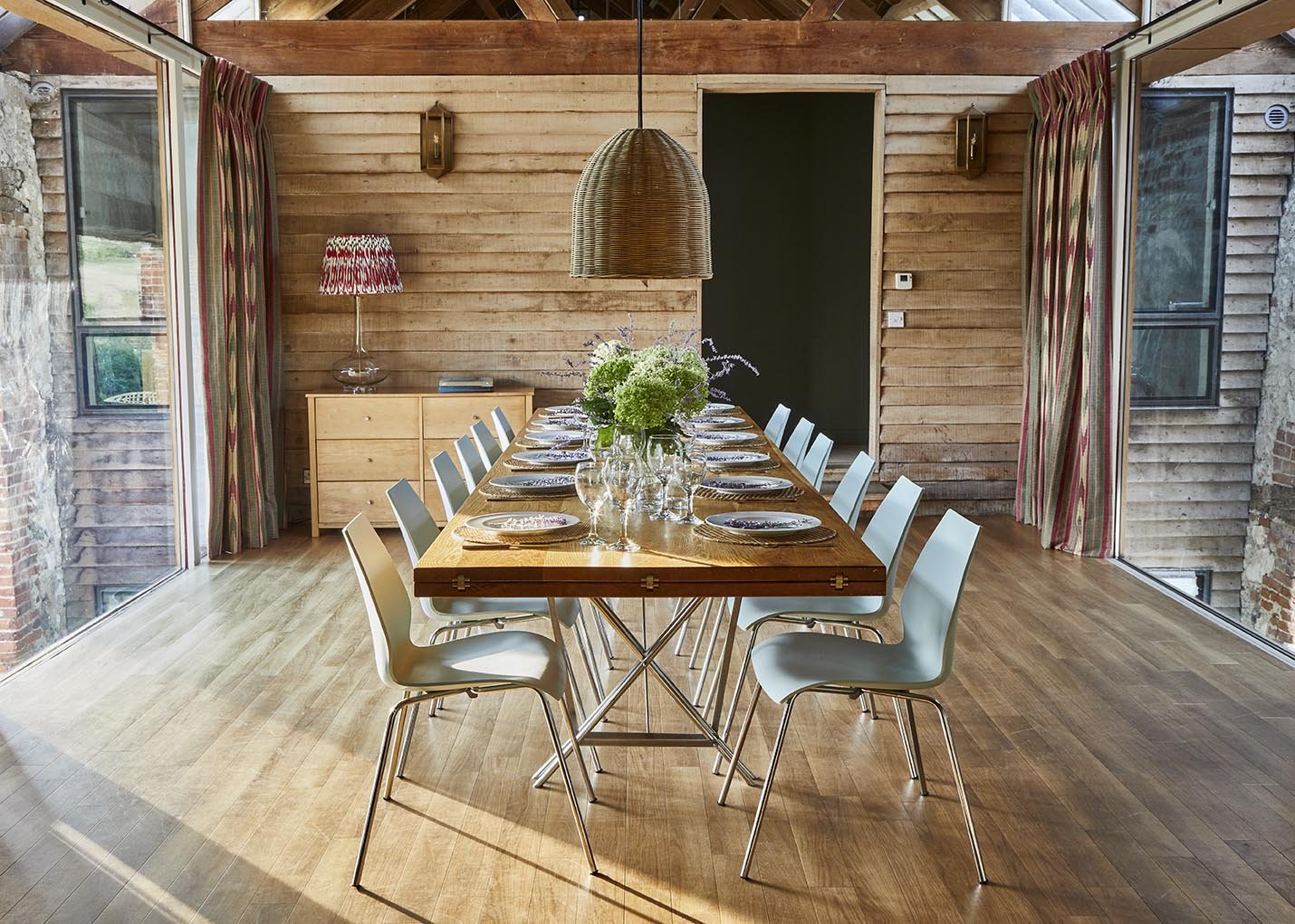 The expansive dining space in Great East, perfect for meetings, workshops and whole-team gatherings.
