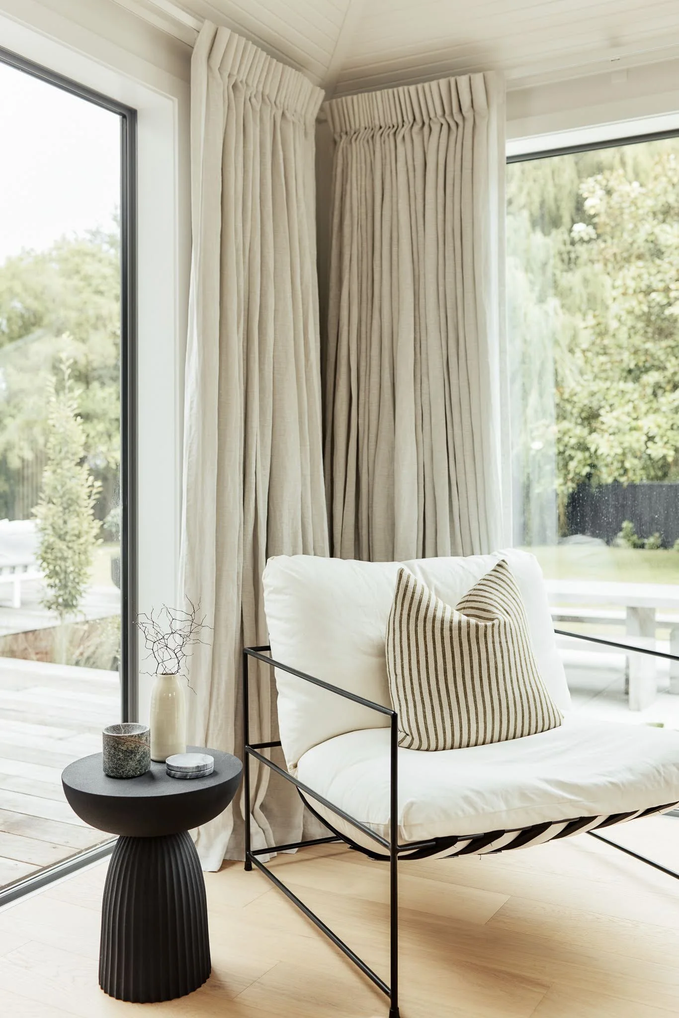SittingRm 1-2.jpg