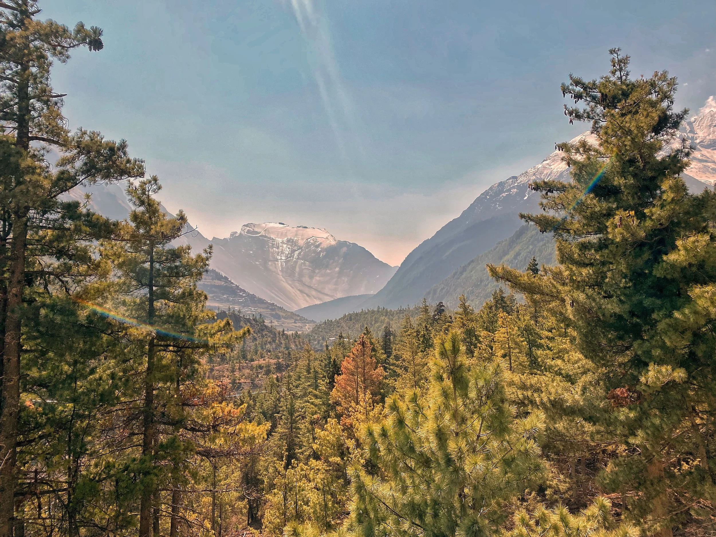 The Challenges of Annapurna Circuit: Trekking through Nature's Triumphs and Trials