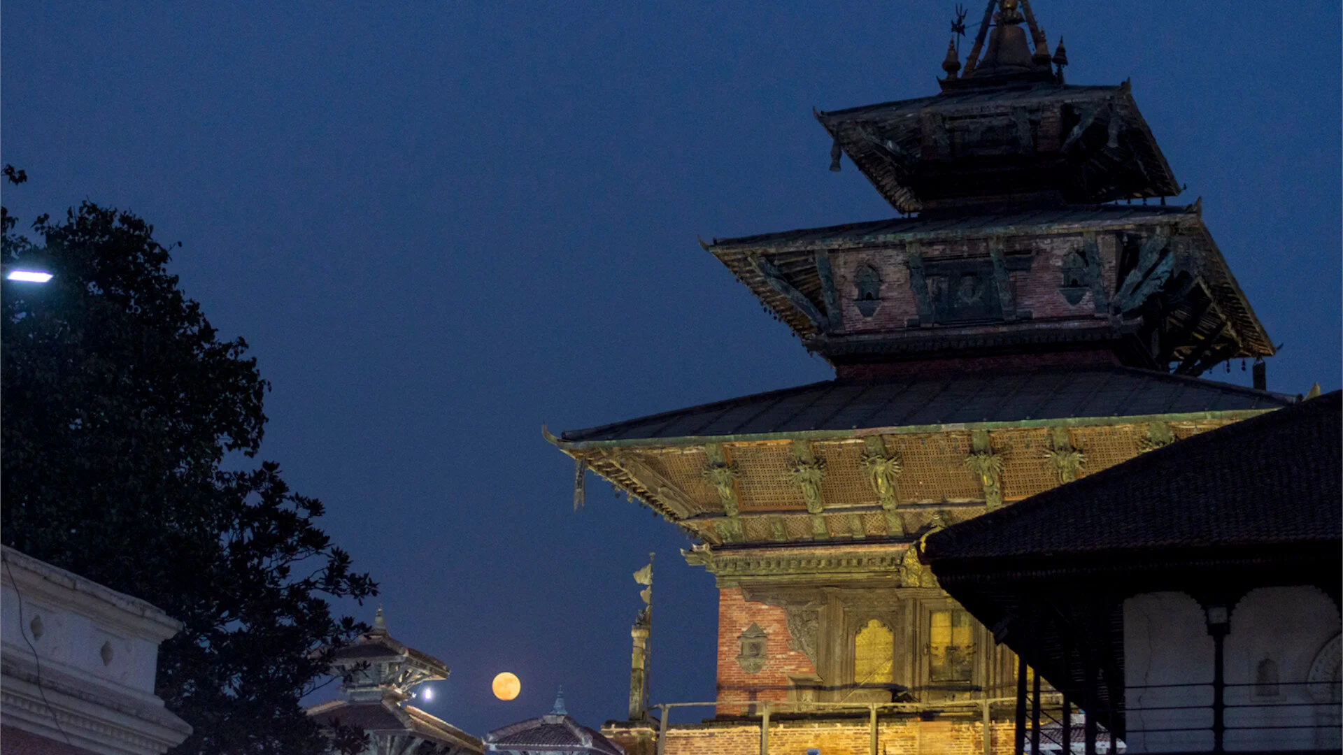 7 Things to do in Kathmandu Durbar Square