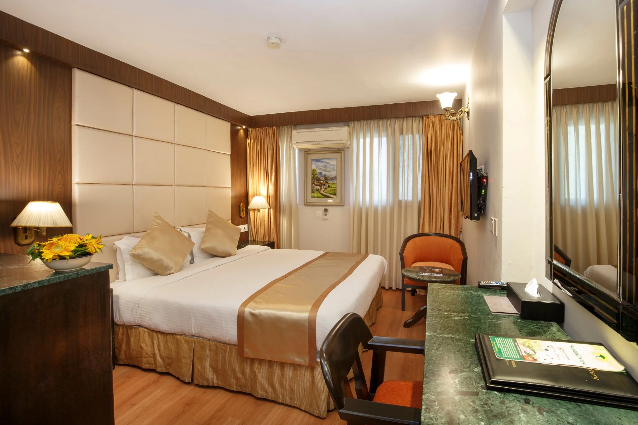 hotel-shanker-kathmandu-single-room-4.jpg (Copy) (Copy)