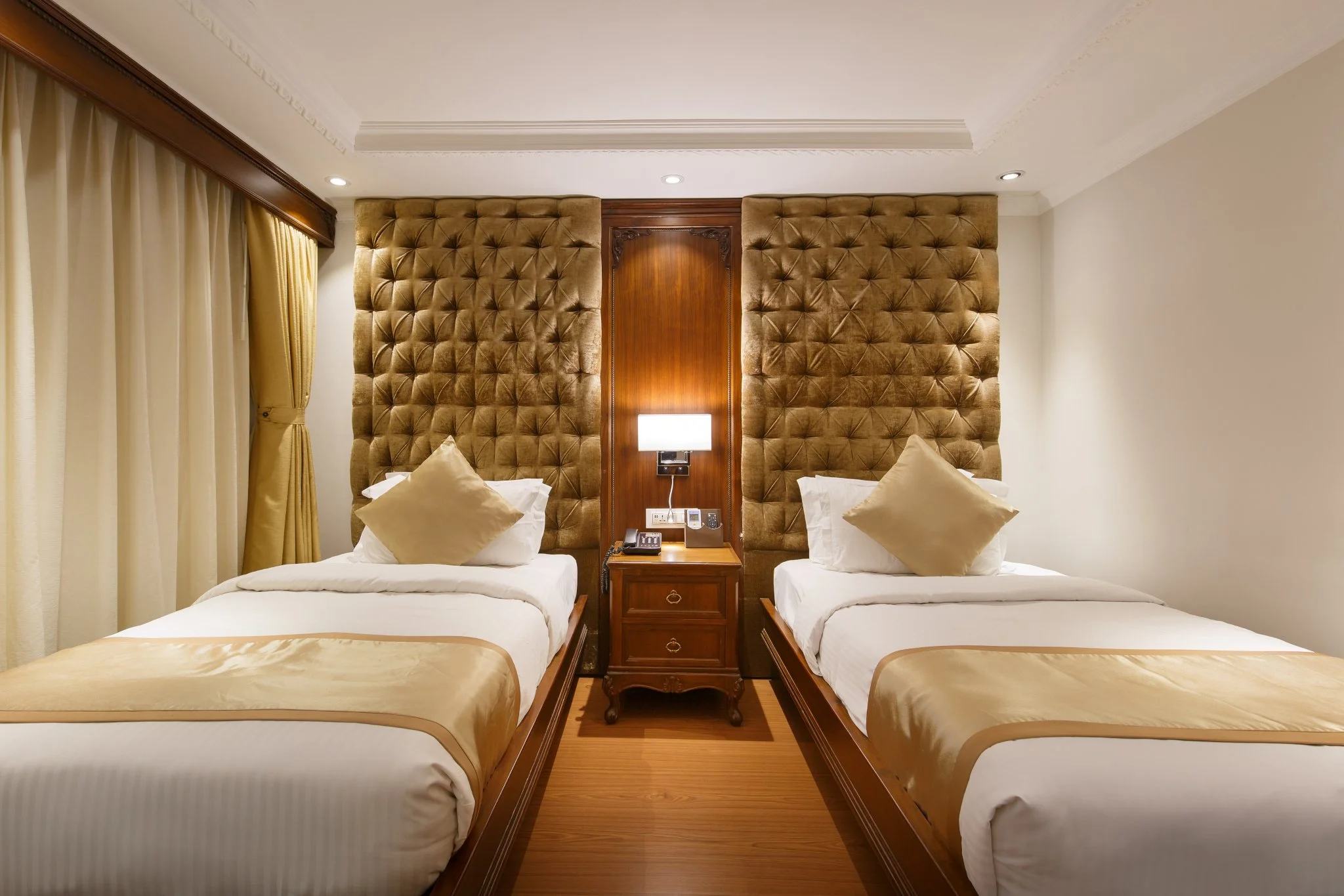 hotel-shanker-kathmandu-twin-room-1.jpg (Copy) (Copy)