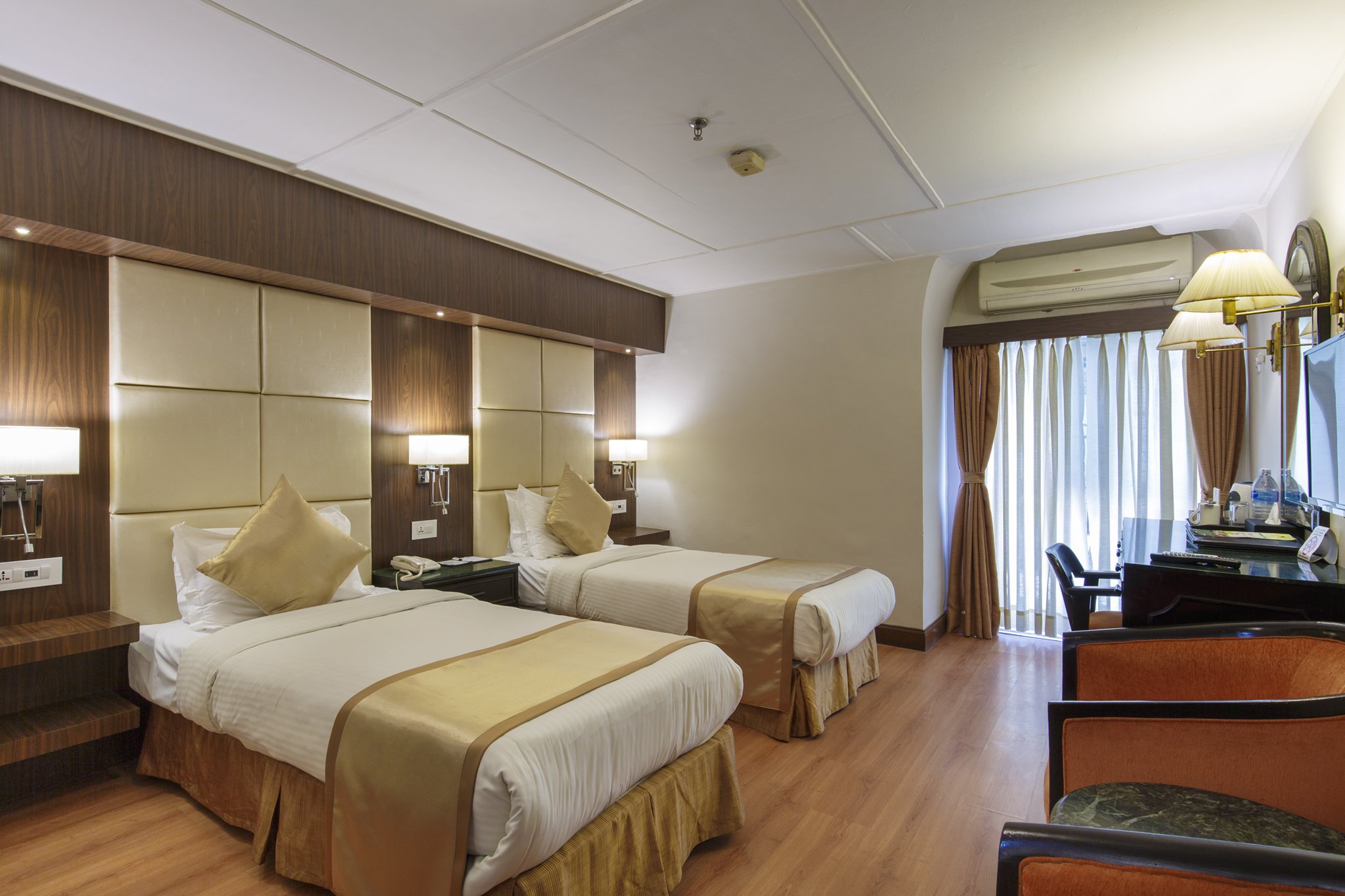 hotel-shanker-kathmandu-twin-room-2.jpg (Copy) (Copy)
