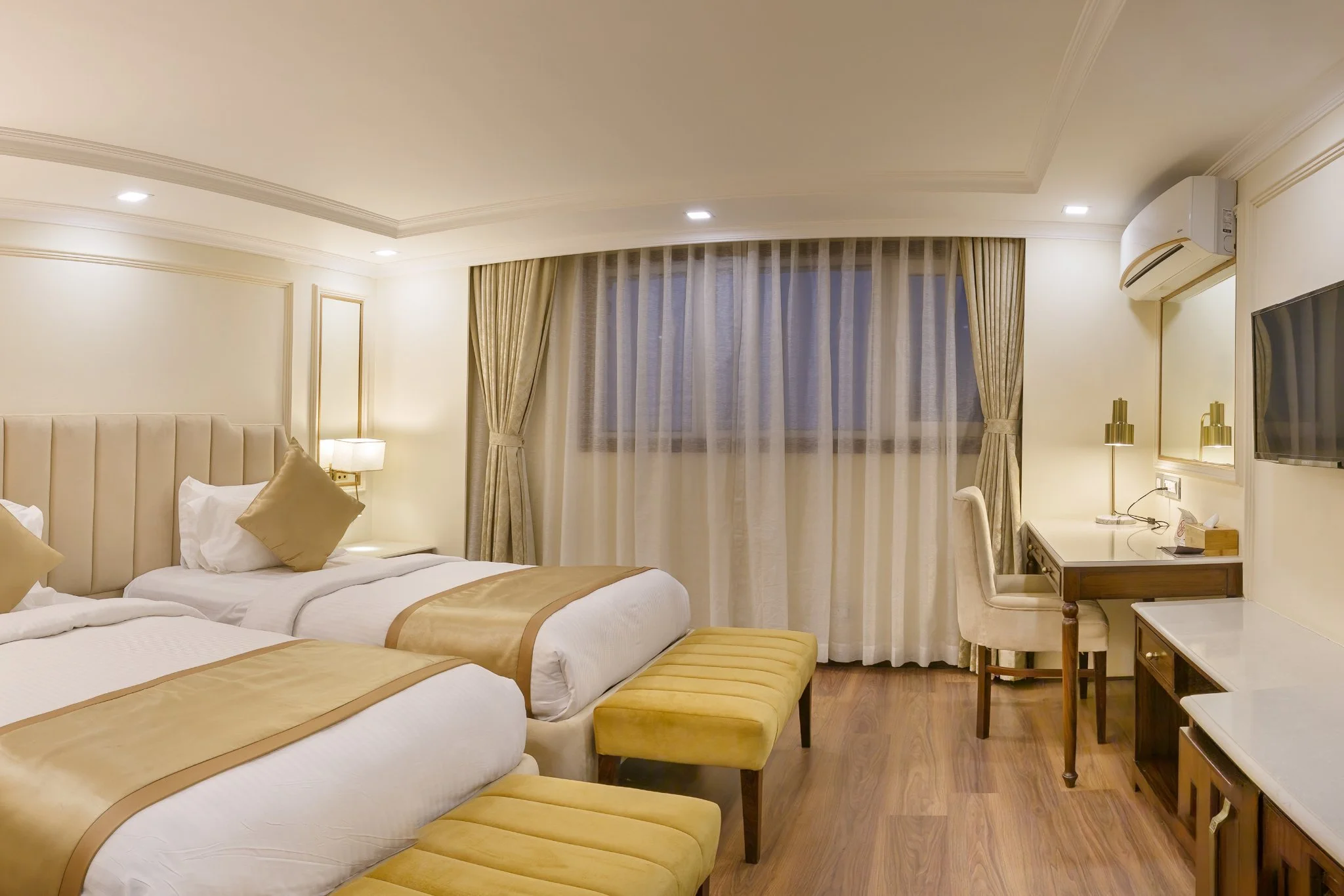 hotel-shanker-kathmandu-twin-room-5.jpg (Copy) (Copy)