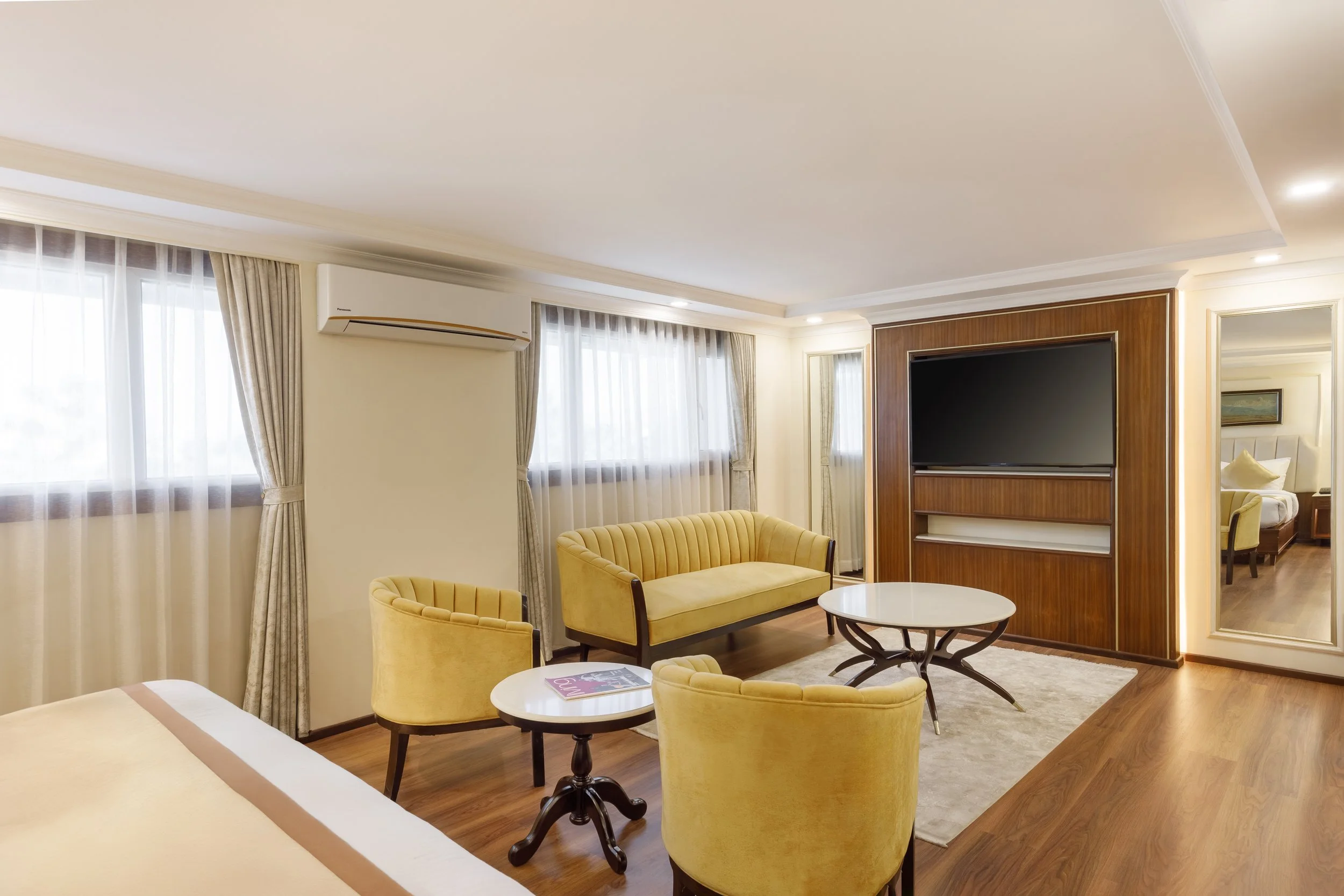 hotel-shanker-kathmandu-nepal-heritage-suite-1D.jpg (Copy) (Copy)