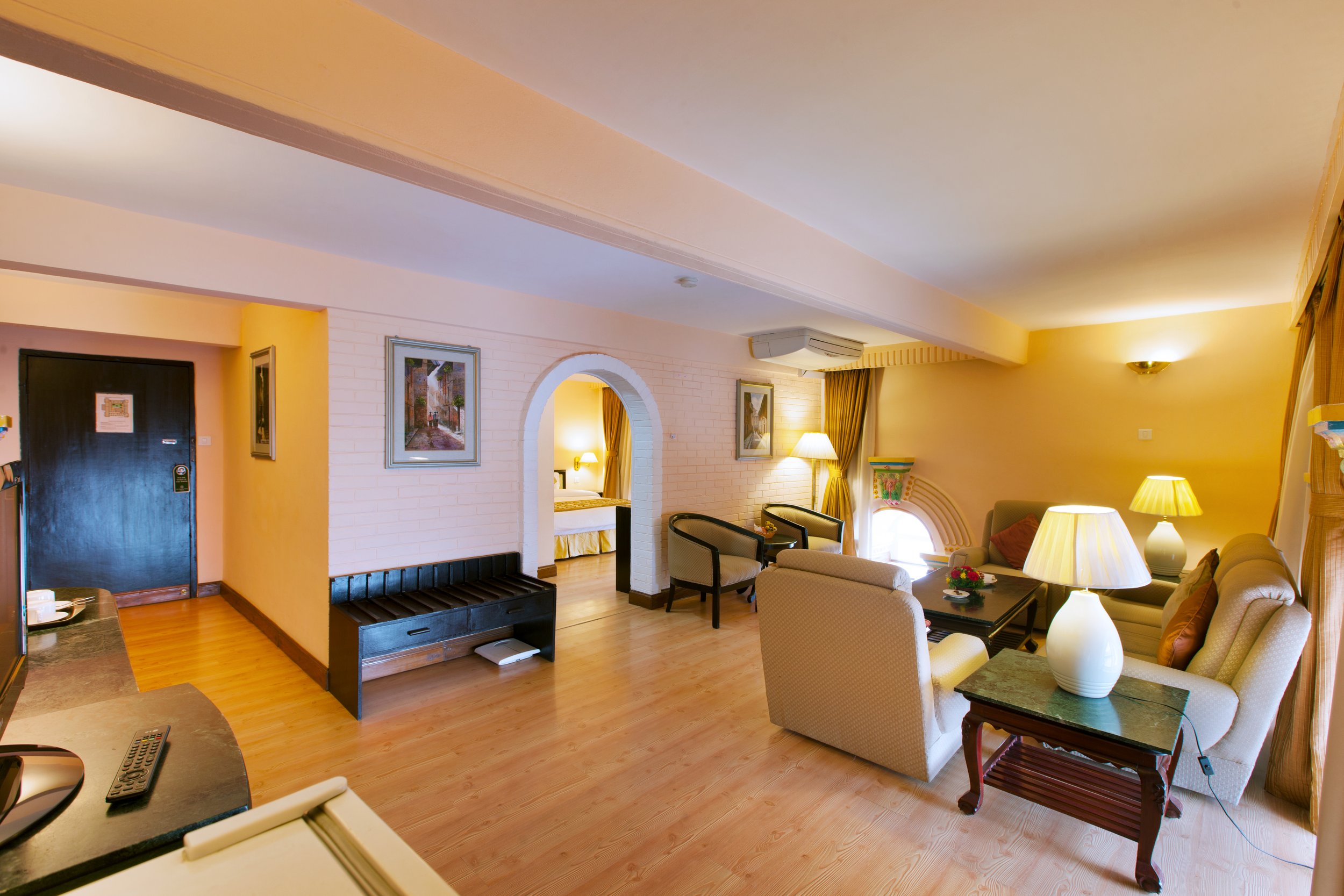 hotel-shanker-kathmandu-heritage-suite-16.jpg (Copy) (Copy)