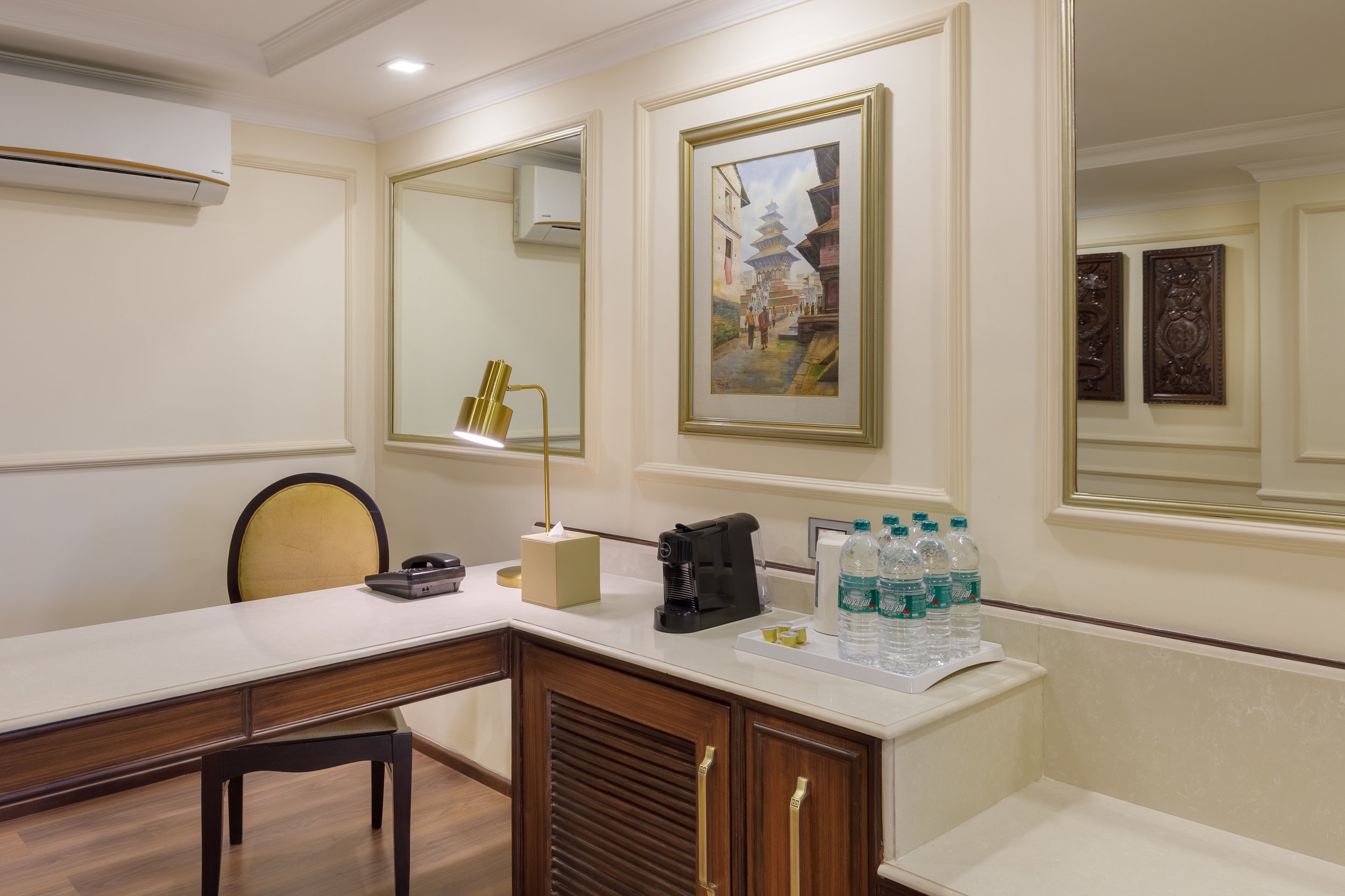 hotel-shanker-kathmandu-nepal-heritage-suite-1B.jpg (Copy) (Copy)