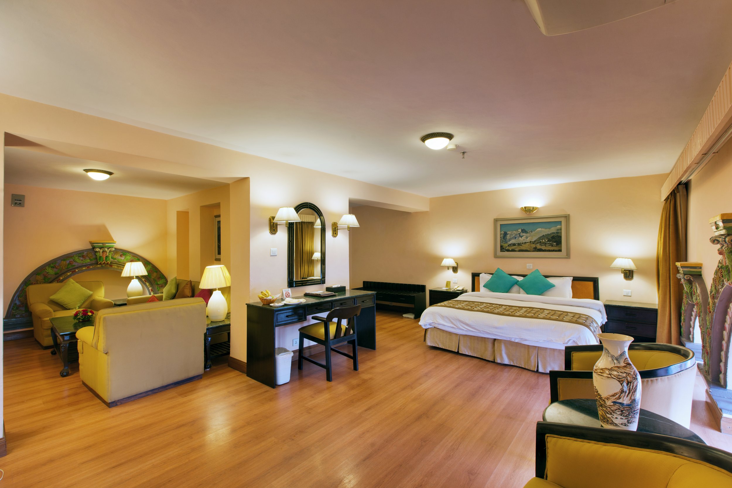 hotel-shanker-kathmandu-heritage-suite-17.jpg (Copy) (Copy)