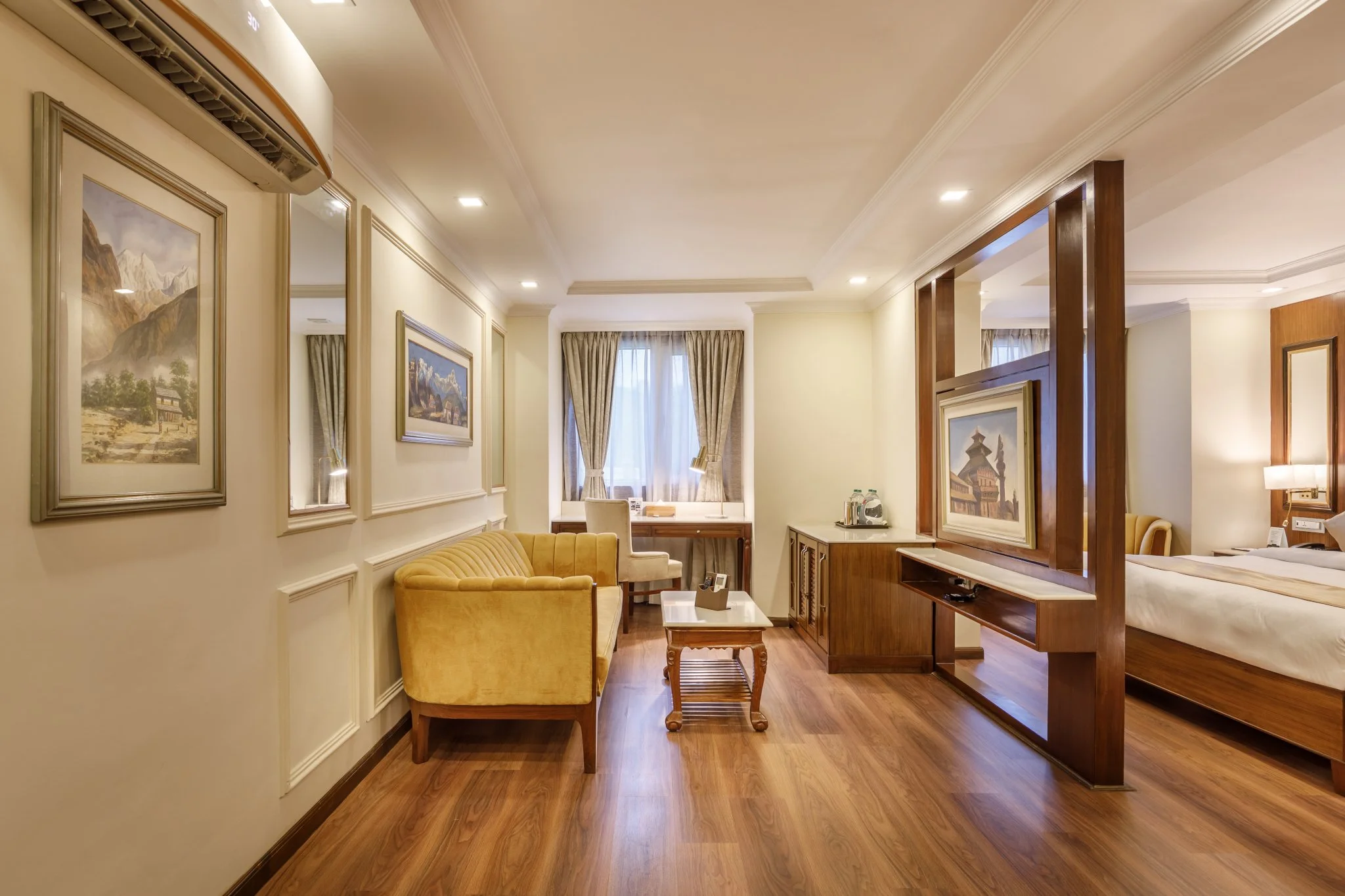 hotel-shanker-kathmandu-heritage-suite-4.jpg (Copy) (Copy)