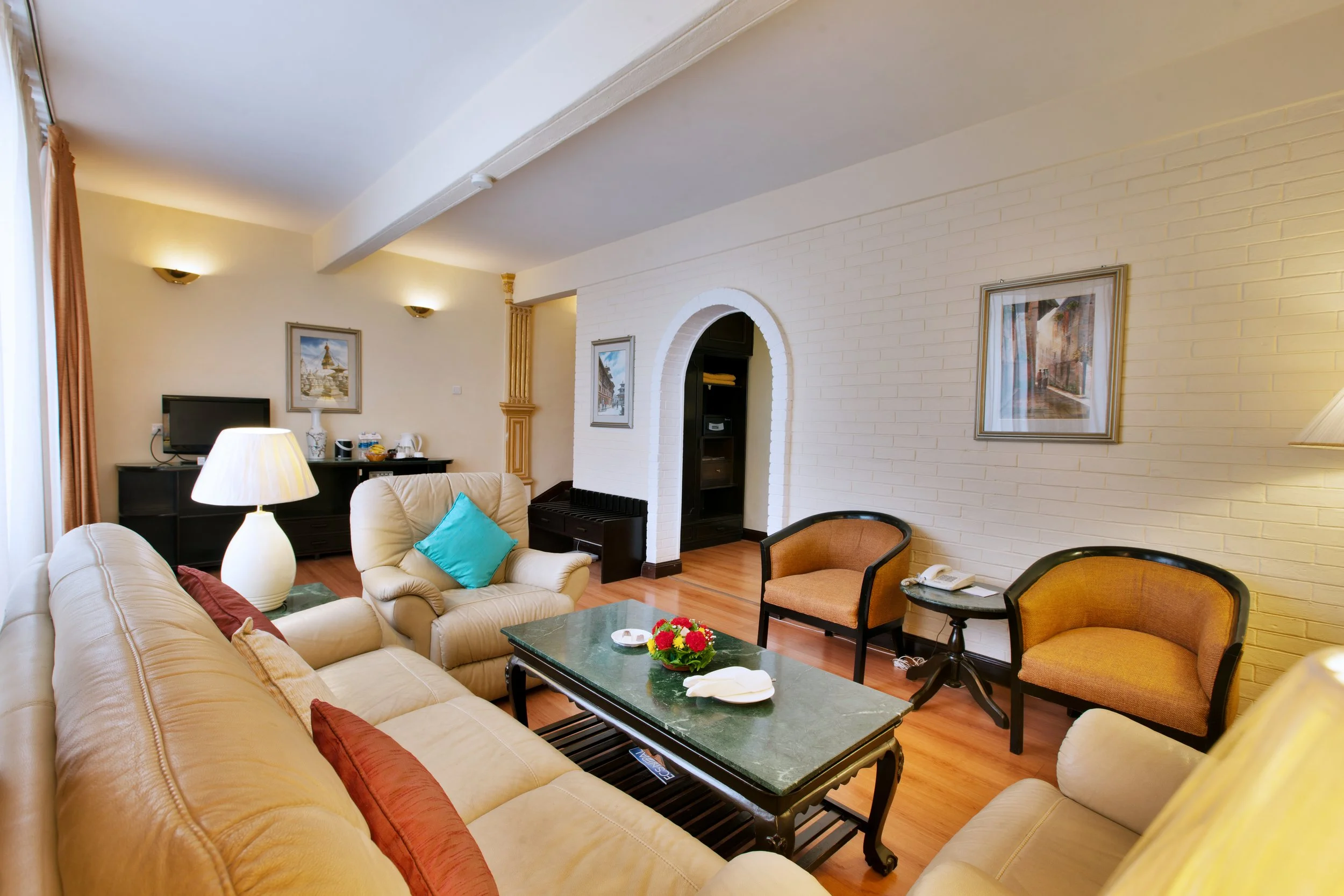 hotel-shanker-kathmandu-heritage-suite-15.jpg (Copy) (Copy)