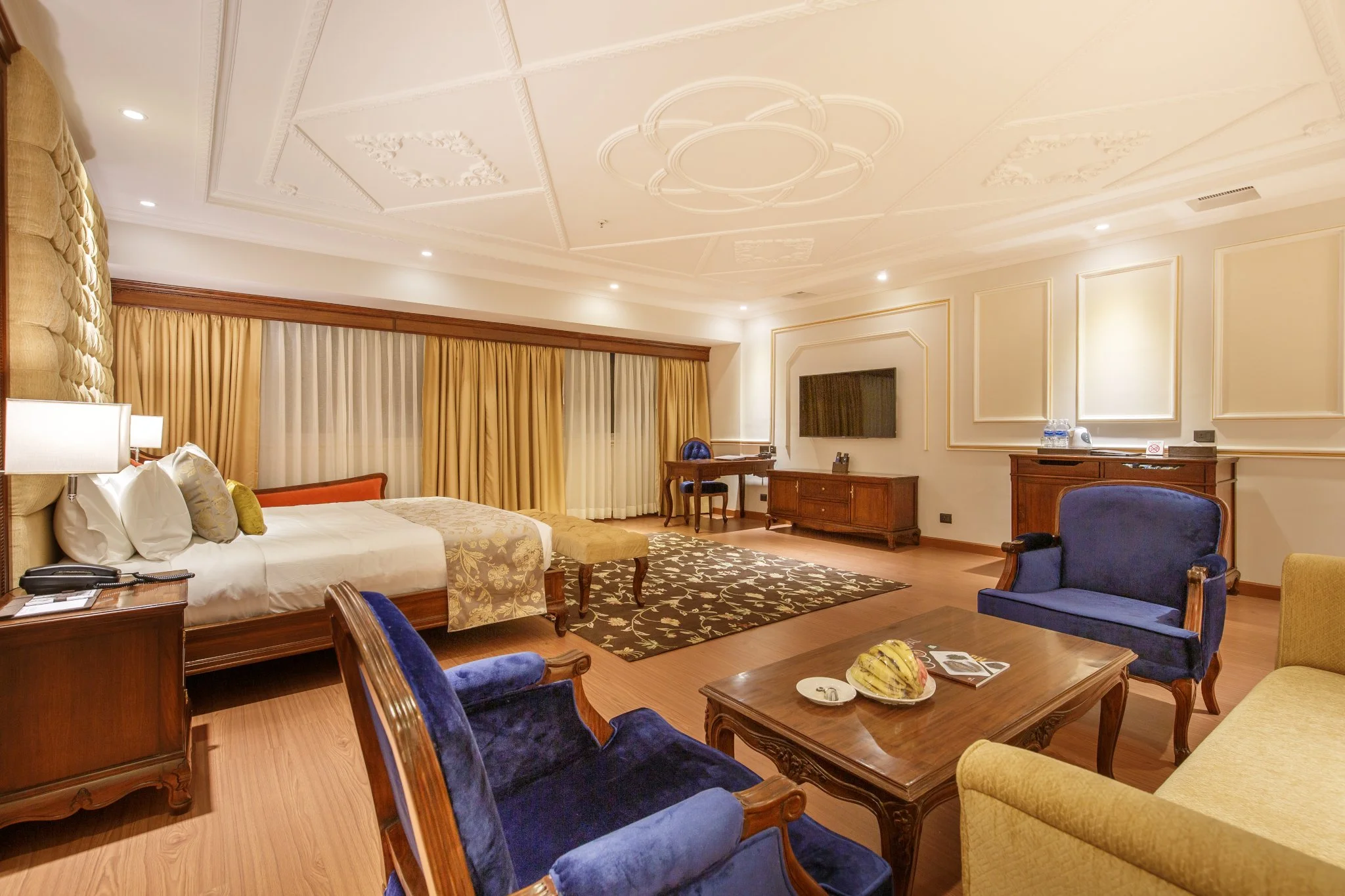 hotel-shanker-kathmandu-royal-suite-12.jpg (Copy) (Copy)