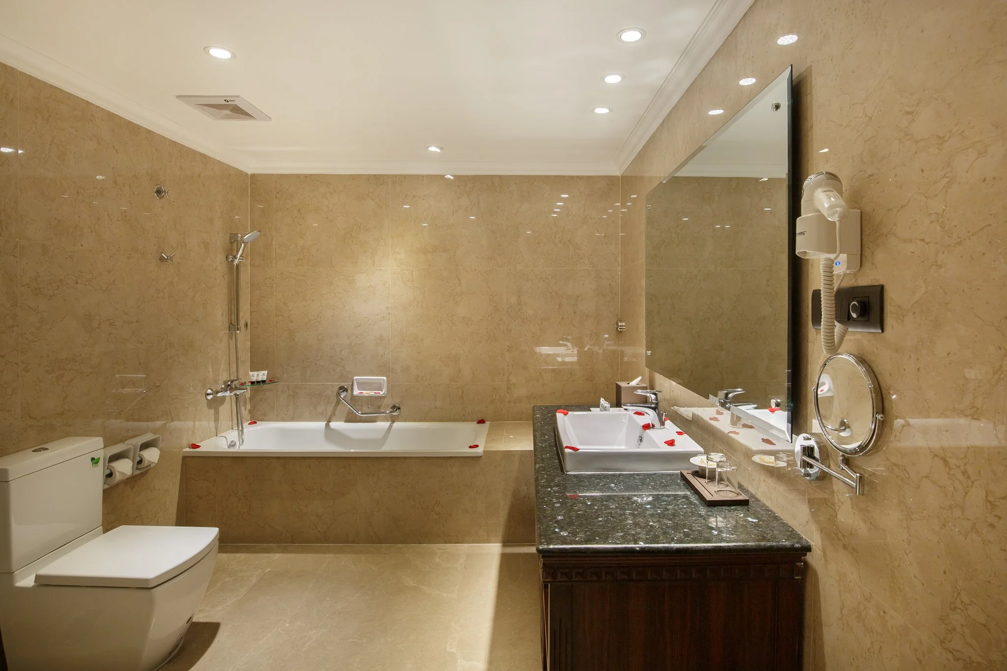 hotel-shanker-kathmandu-royal-suite-22.jpg (Copy) (Copy)
