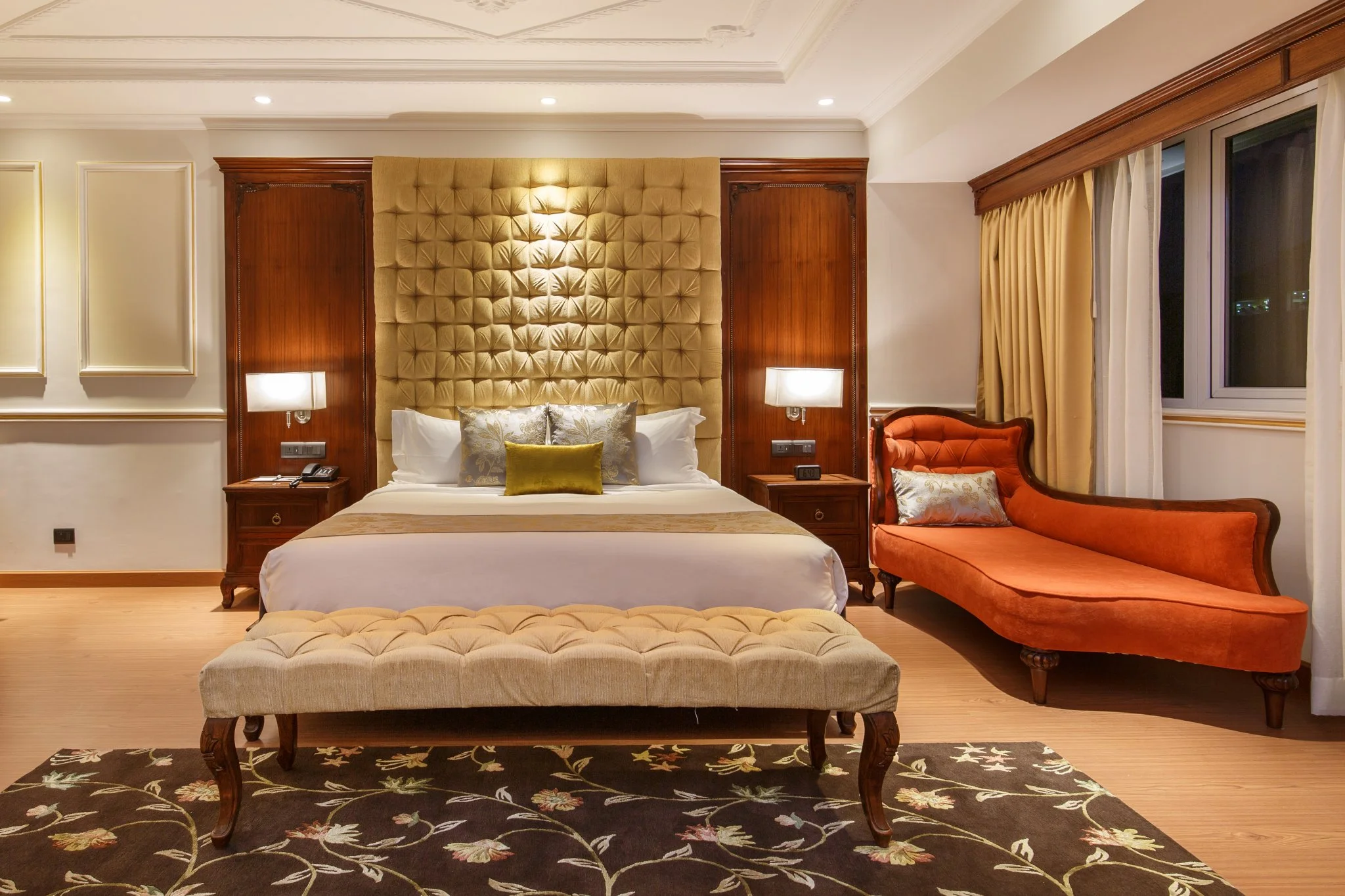hotel-shanker-kathmandu-royal-suite-10.jpg (Copy) (Copy)