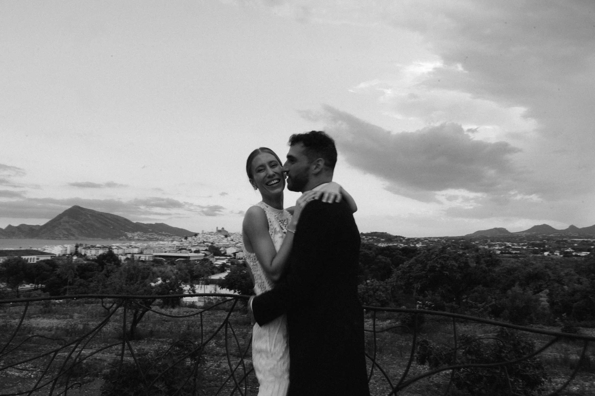 2739-Mariajo y Adri.jpg