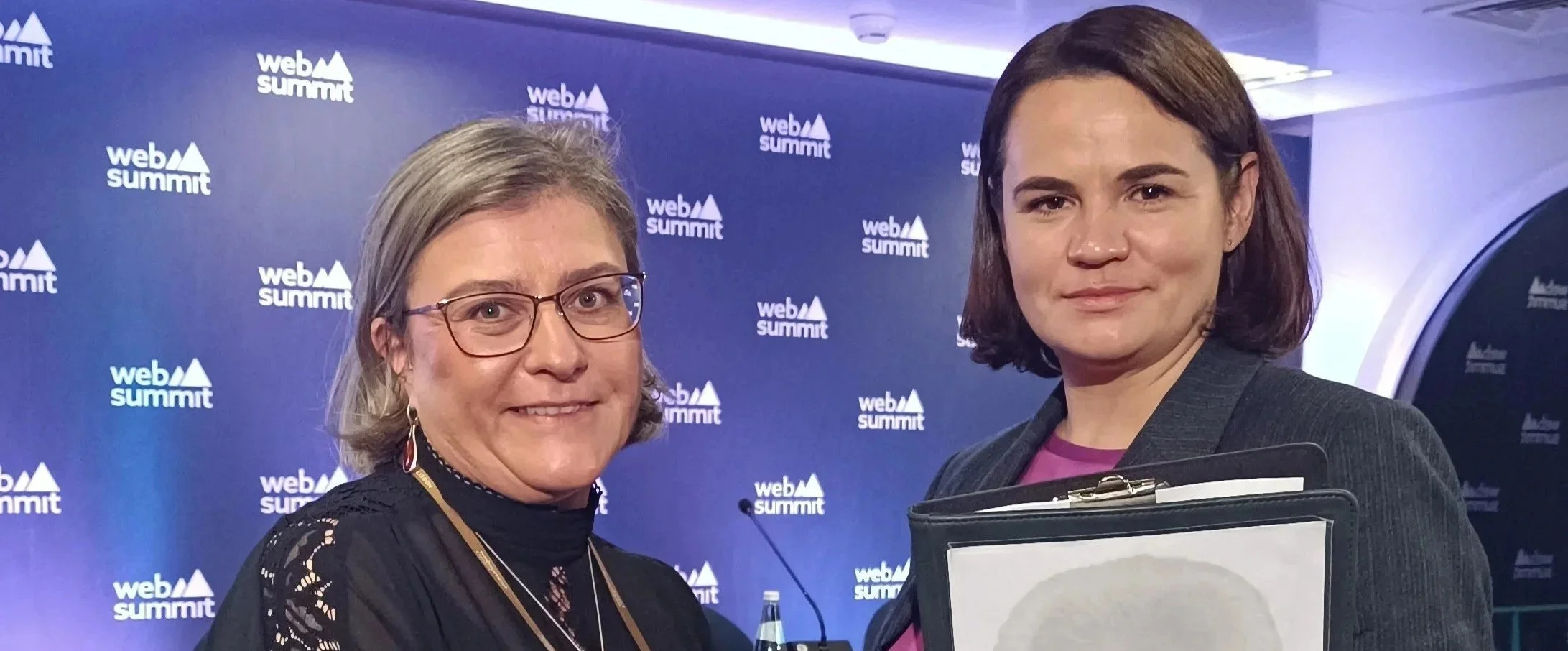Ania Lichtarowicz with President-in-exile Sviatlana Tsikhanouskaya