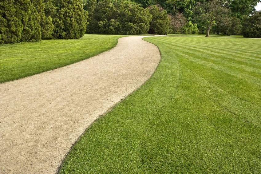 Self binding gravel (Hoggin)