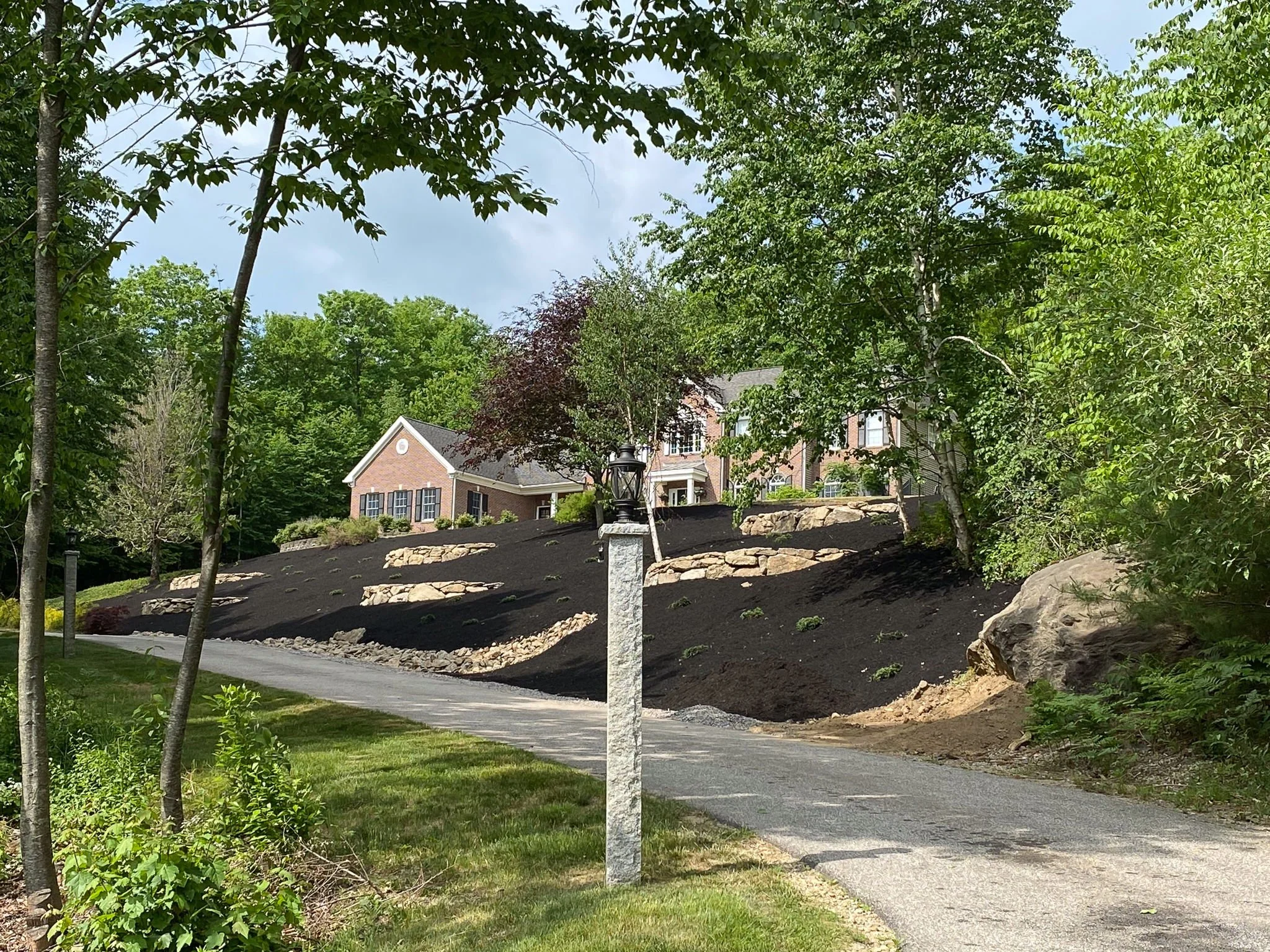 1 79-web-or-mls-25EllisonDriveBedfordNH-80.jpg