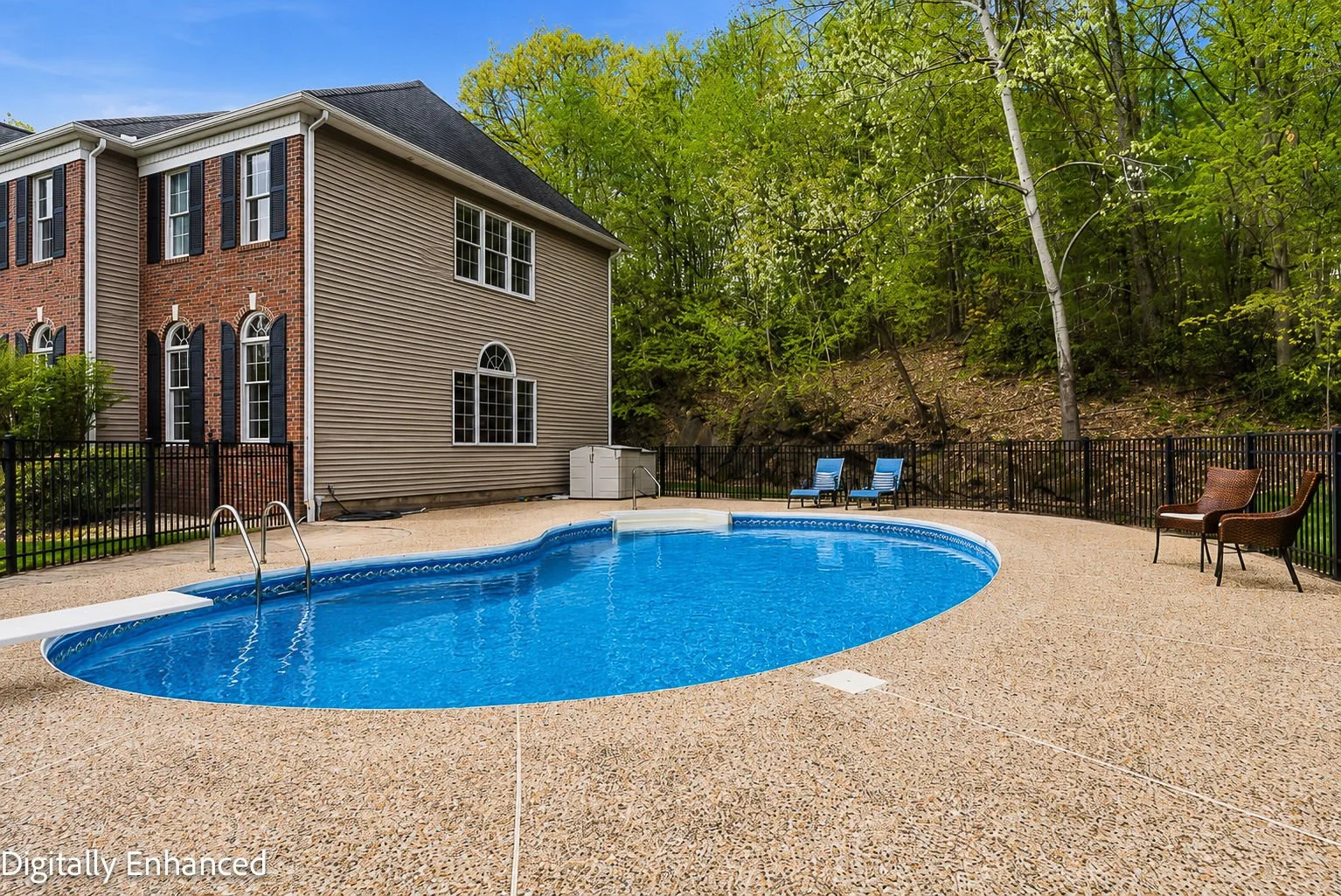 3-web-or-mls-25EllisonDriveBedfordNH-05-2.jpg