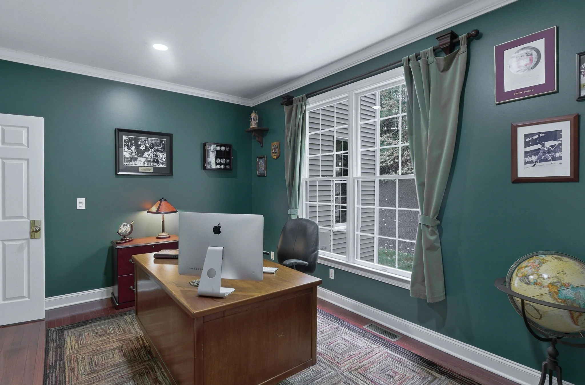 21-web-or-mls-25EllisonDriveBedfordNH-21.jpg
