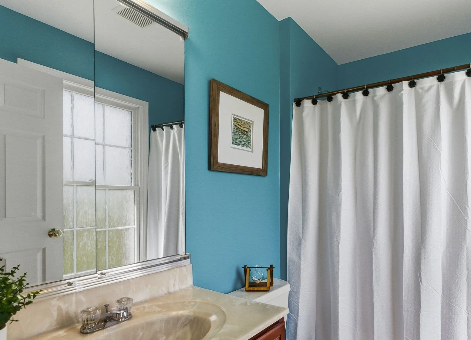 66-web-or-mls-25EllisonDriveBedfordNH-67 Edited.jpg